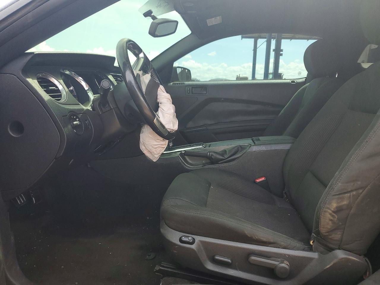 2014 Ford Mustang Black vin: 1ZVBP8AM9E5251675
