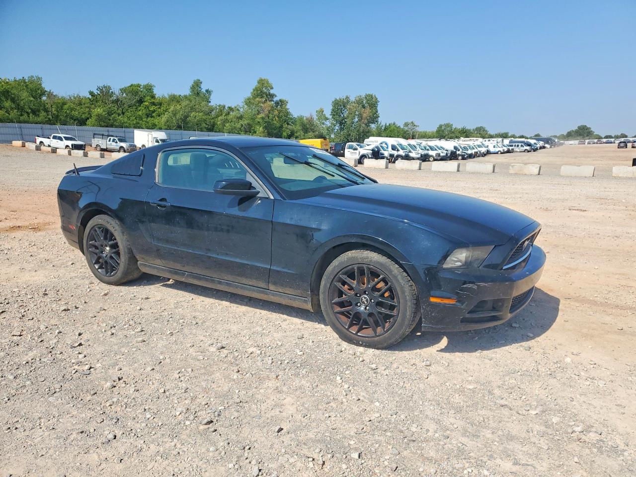 2014 Ford Mustang Черный vin: 1ZVBP8AM9E5284644
