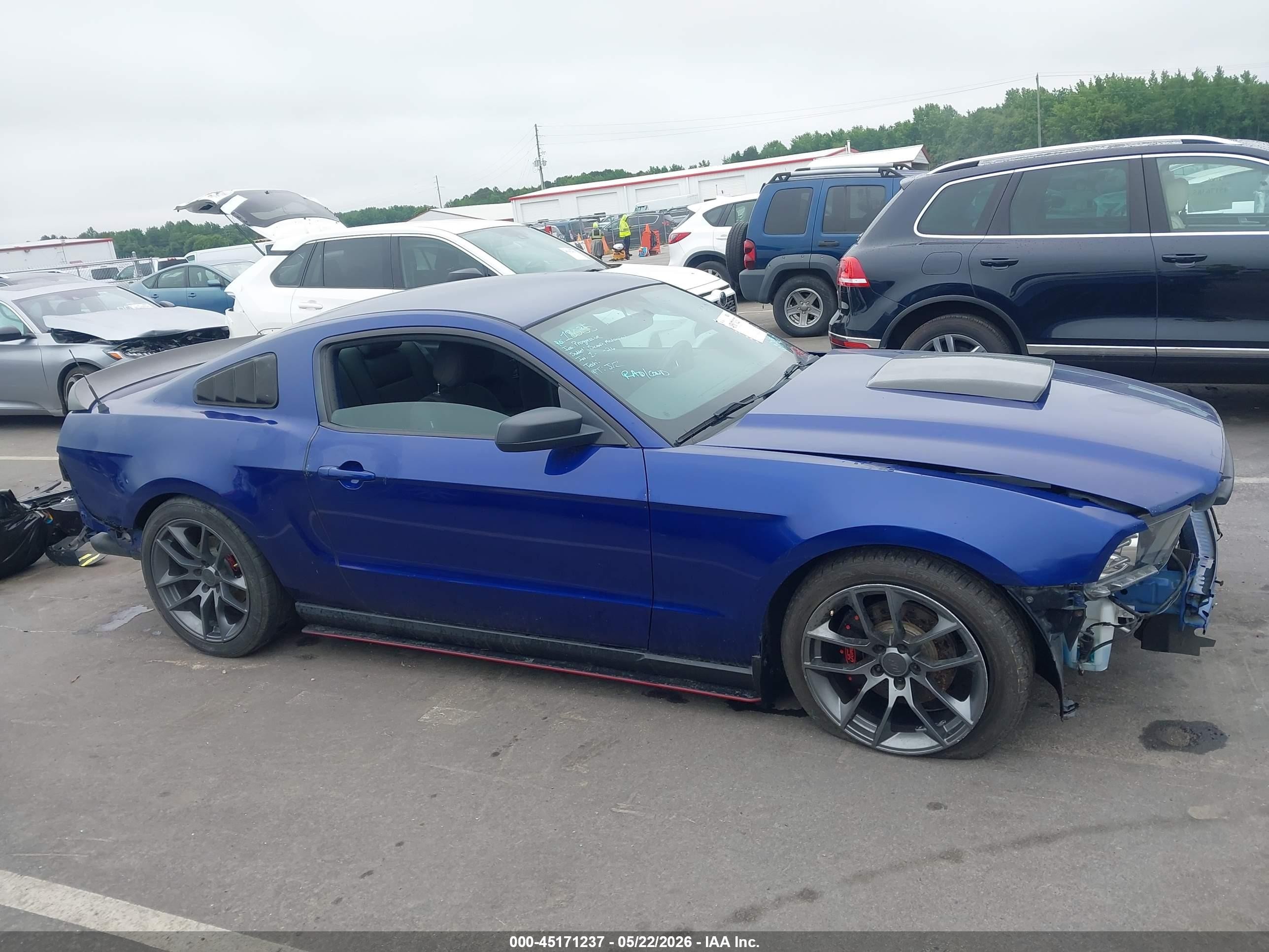 2014 Ford Mustang V6 Blue vin: 1ZVBP8AM9E5301362