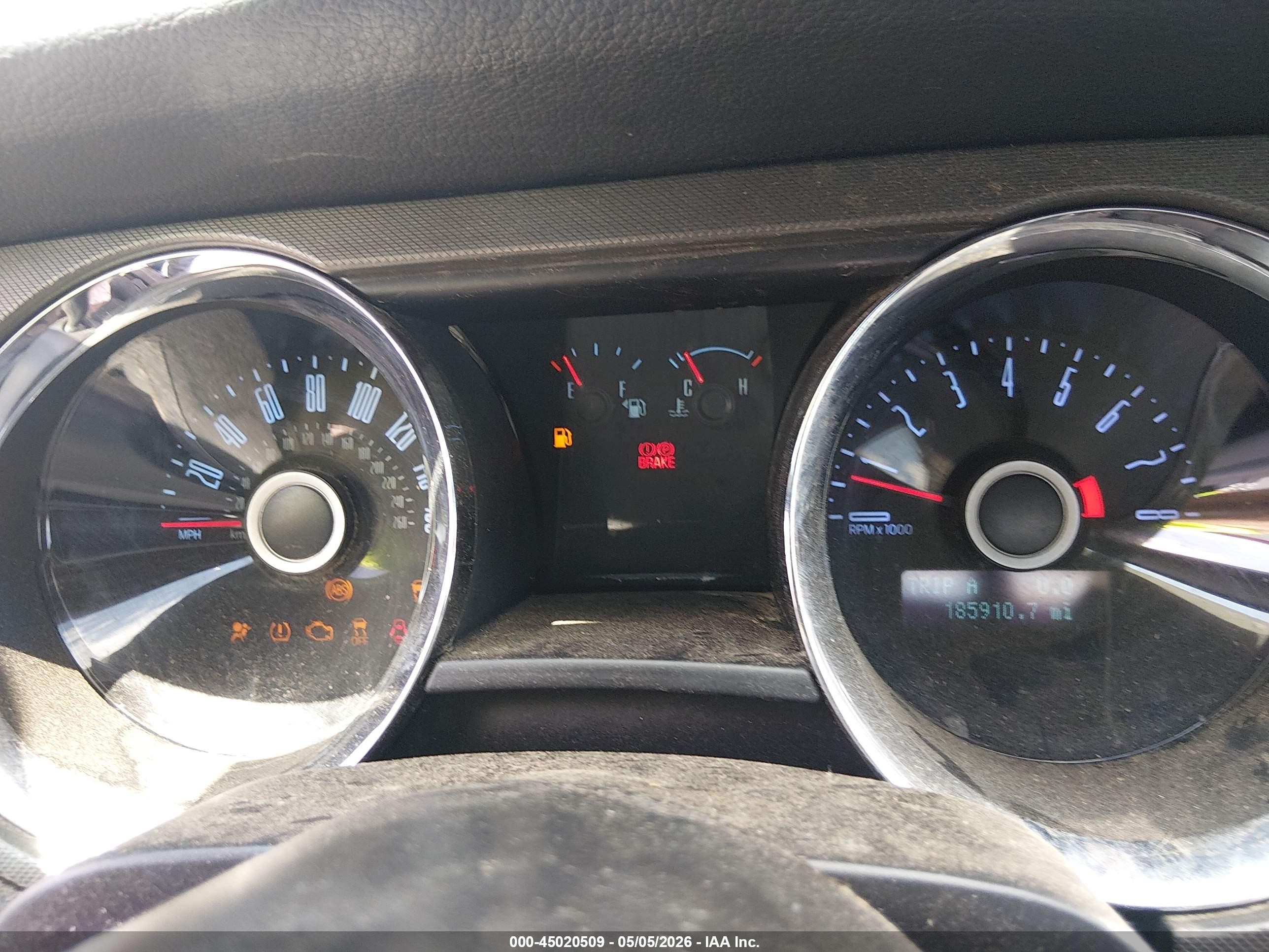 2014 Ford Mustang V6 Черный vin: 1ZVBP8AM9E5303516