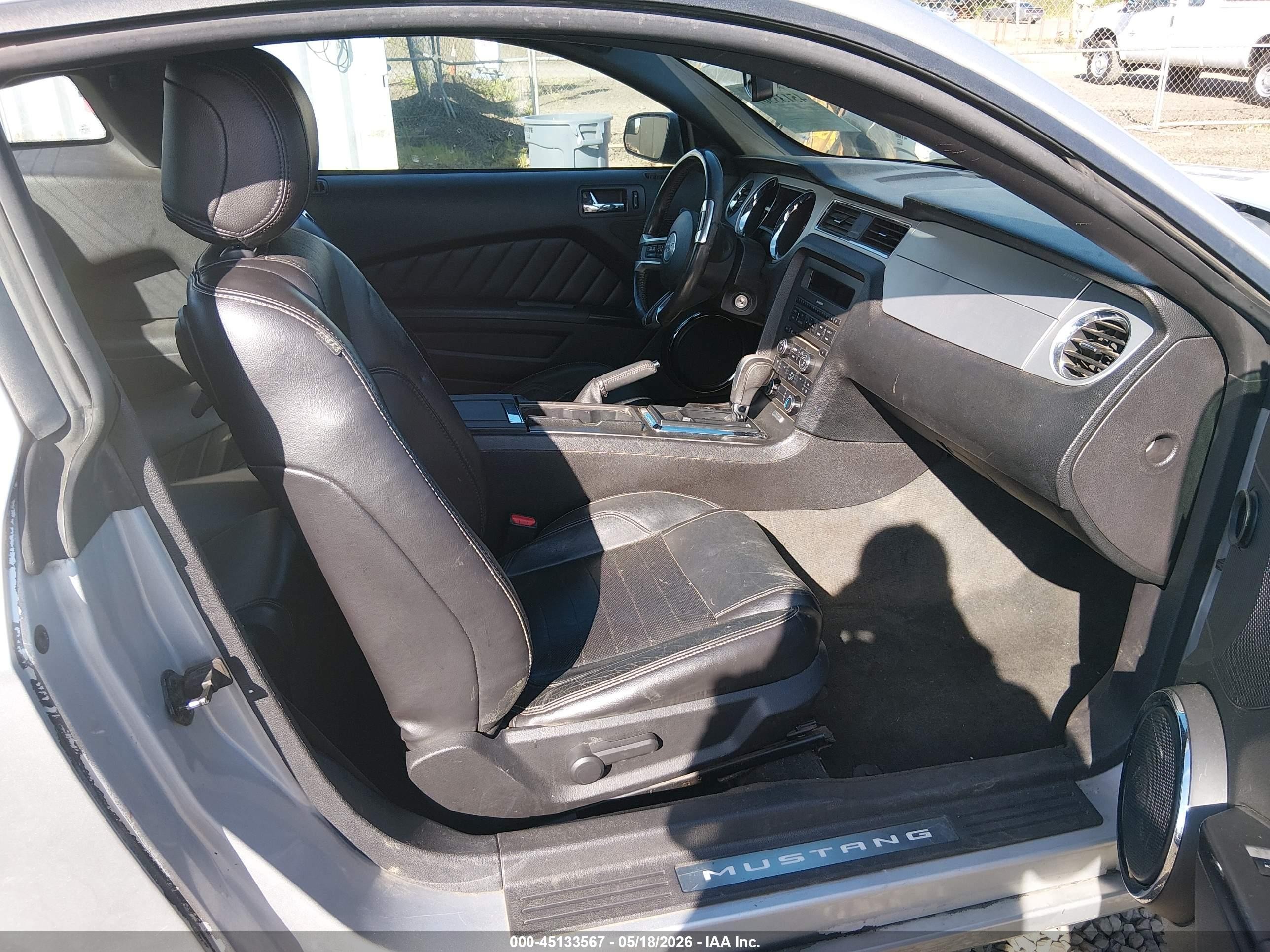 2014 Ford Mustang V6 Premium Silver vin: 1ZVBP8AM9E5310661