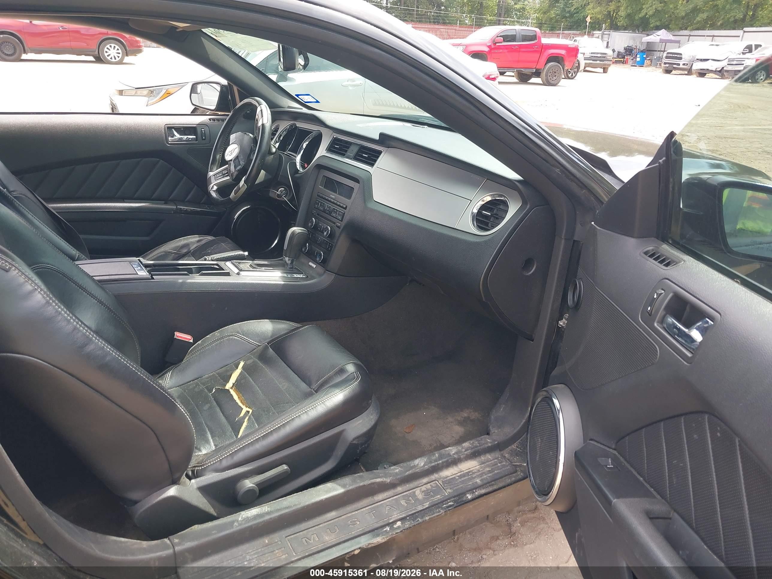 2014 Ford Mustang V6 Premium Black vin: 1ZVBP8AM9E5310952