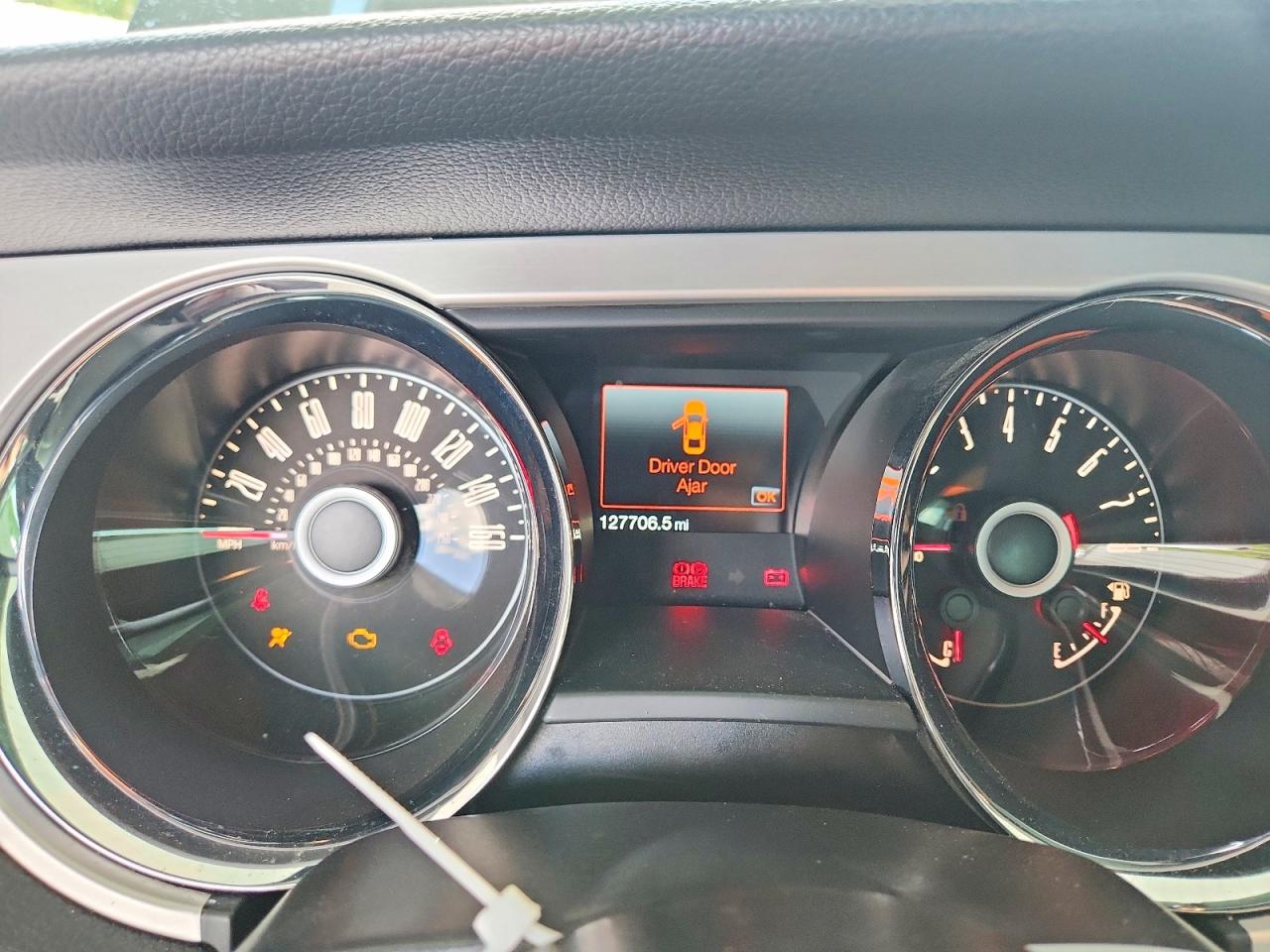 2014 Ford Mustang Charcoal vin: 1ZVBP8AM9E5314970