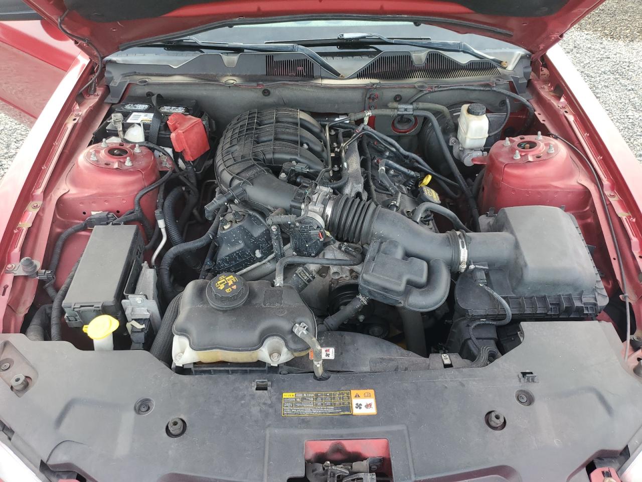2011 Ford Mustang Red vin: 1ZVBP8AMXB5156960