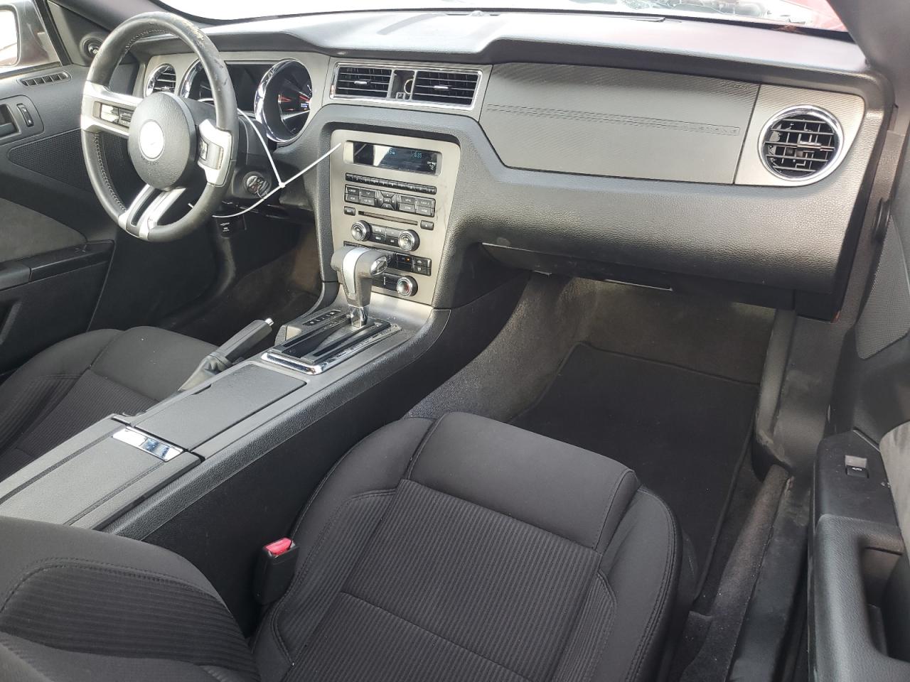 2011 Ford Mustang Red vin: 1ZVBP8AMXB5156960