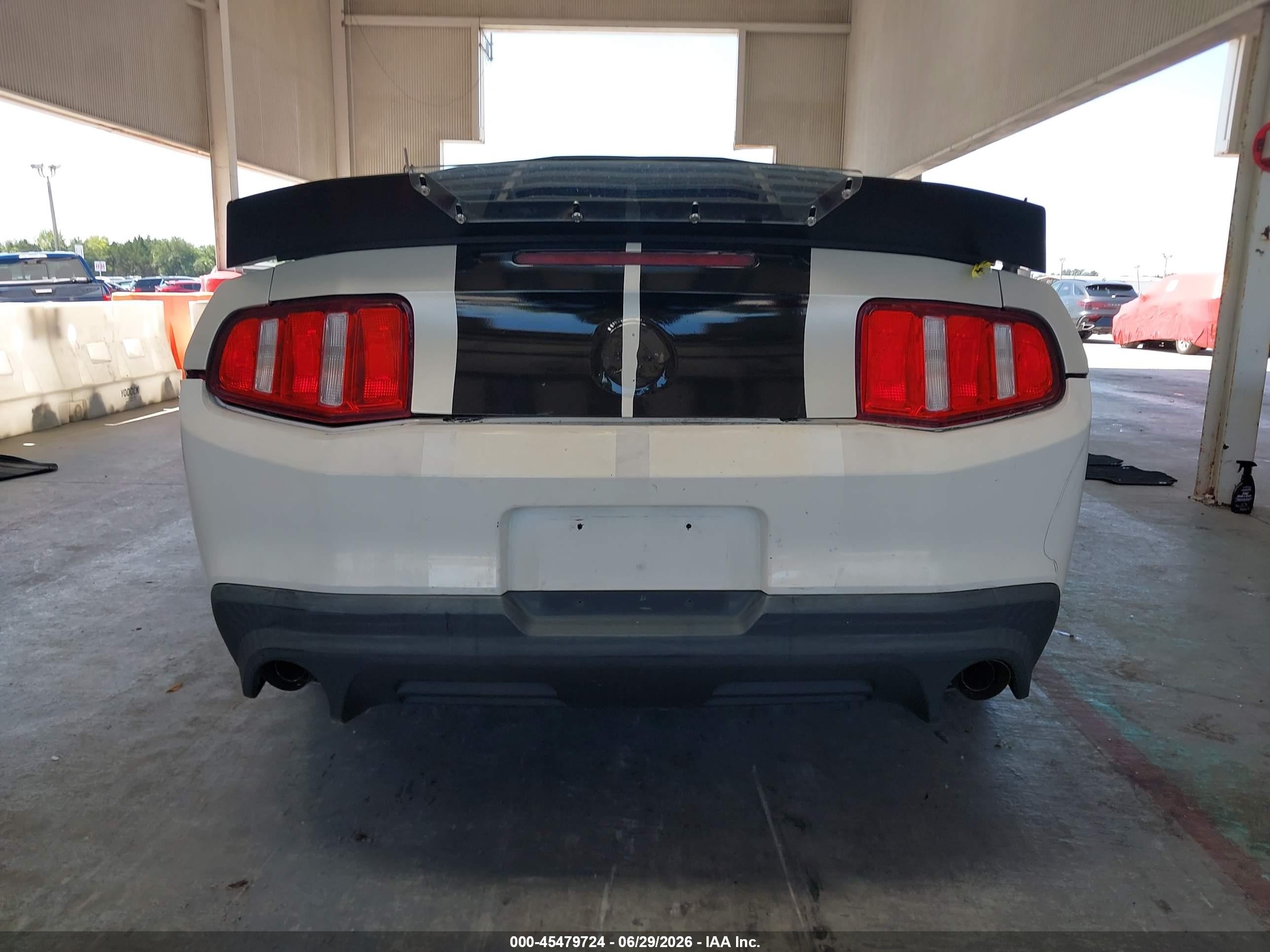 2012 Ford Mustang V6/v6 Premium White vin: 1ZVBP8AMXC5233005