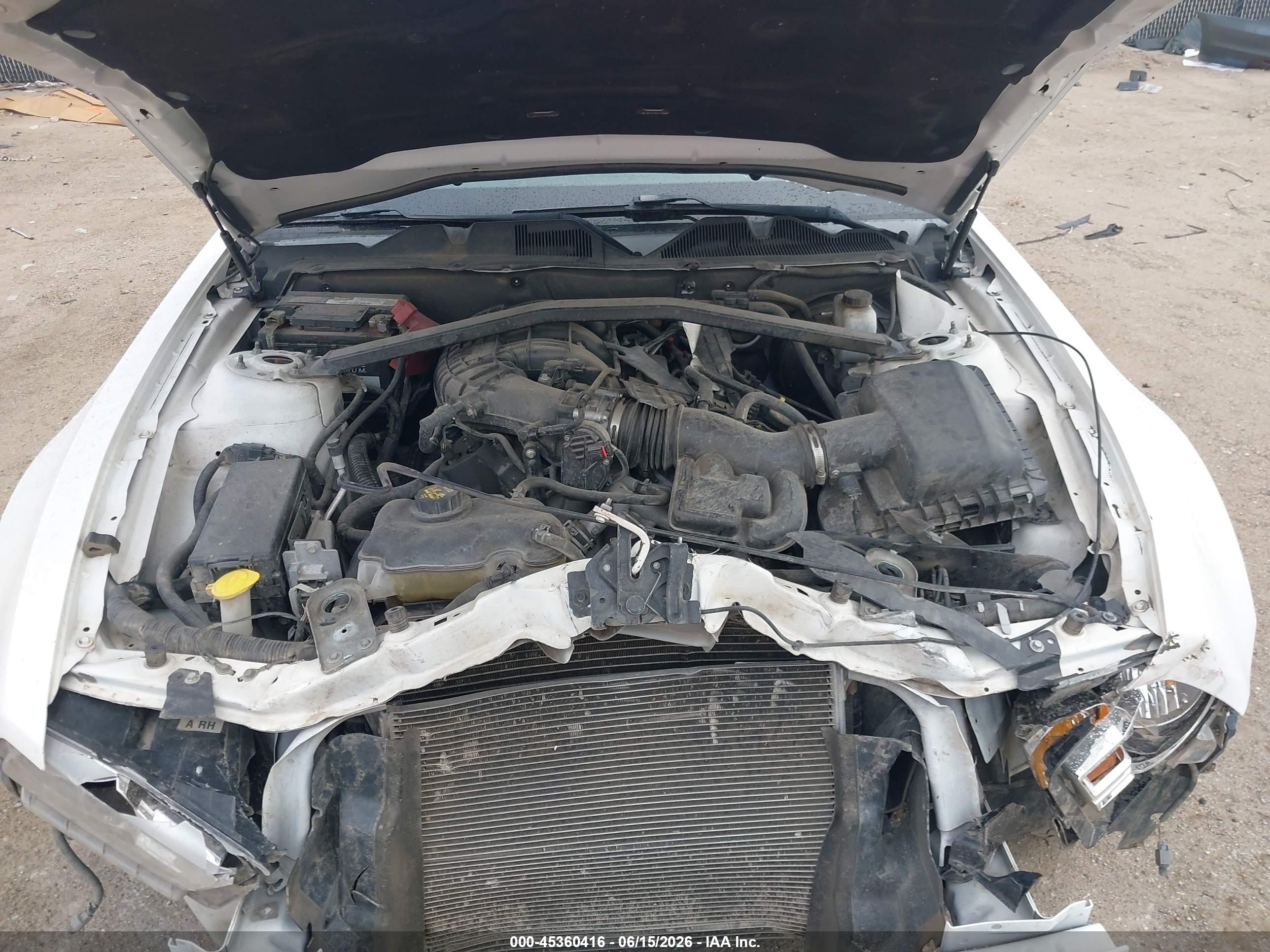 2012 Ford Mustang V6 White vin: 1ZVBP8AMXC5252699
