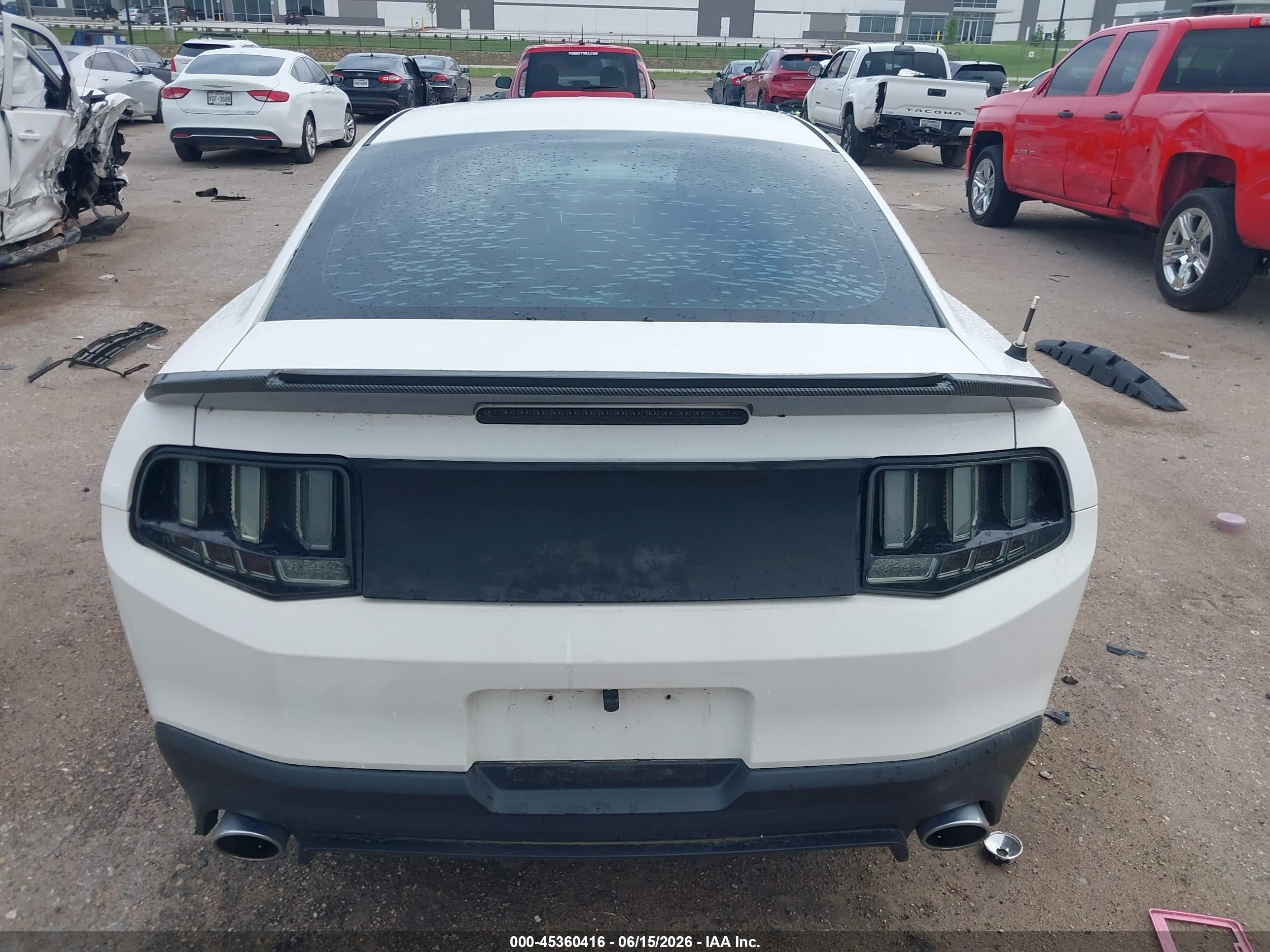 2012 Ford Mustang V6 White vin: 1ZVBP8AMXC5252699
