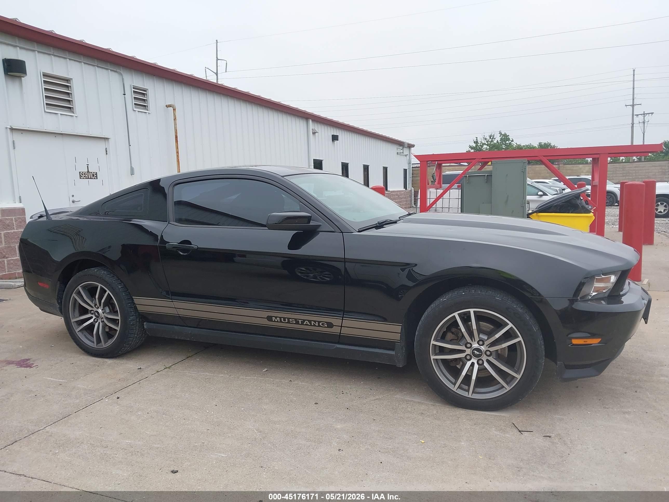 2012 Ford Mustang V6 Black vin: 1ZVBP8AMXC5261712
