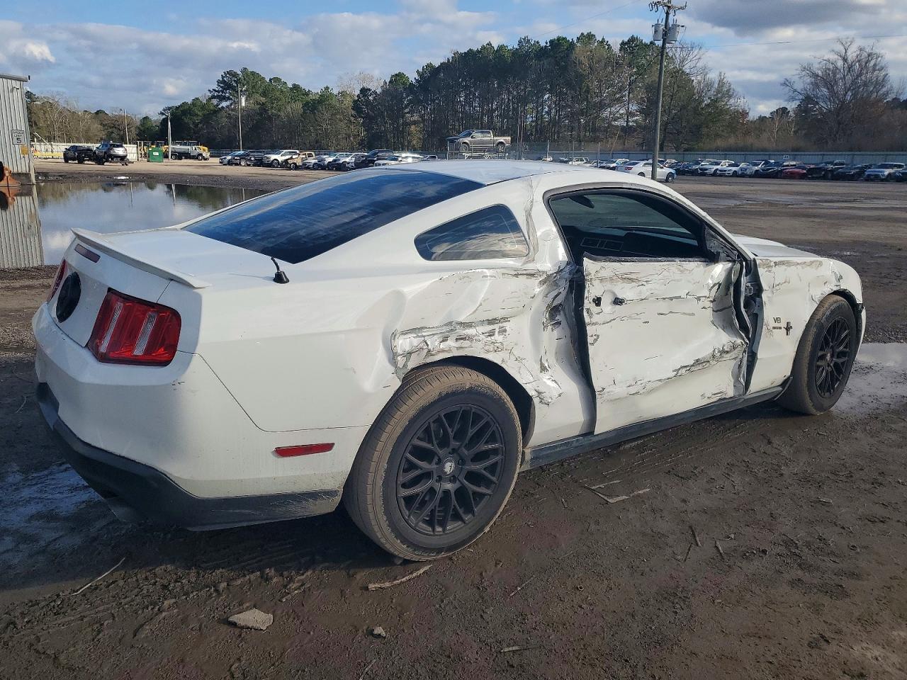 2012 Ford Mustang White vin: 1ZVBP8AMXC5264836