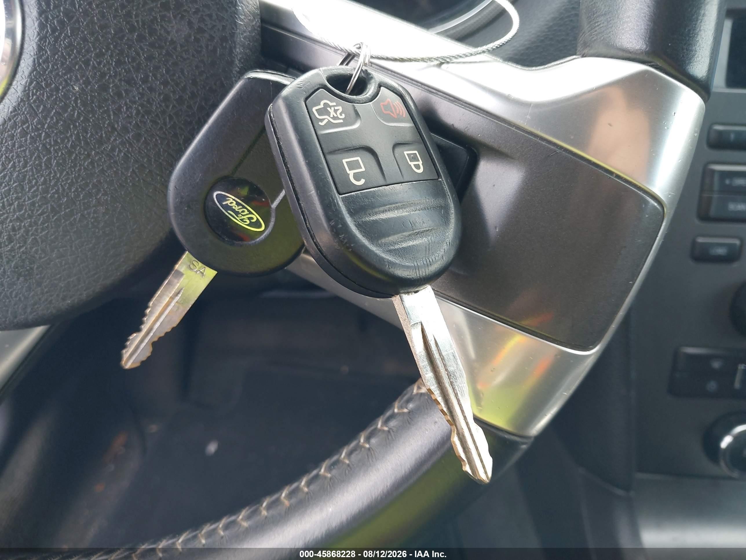 2014 Ford Mustang V6 Черный vin: 1ZVBP8AMXE5227689