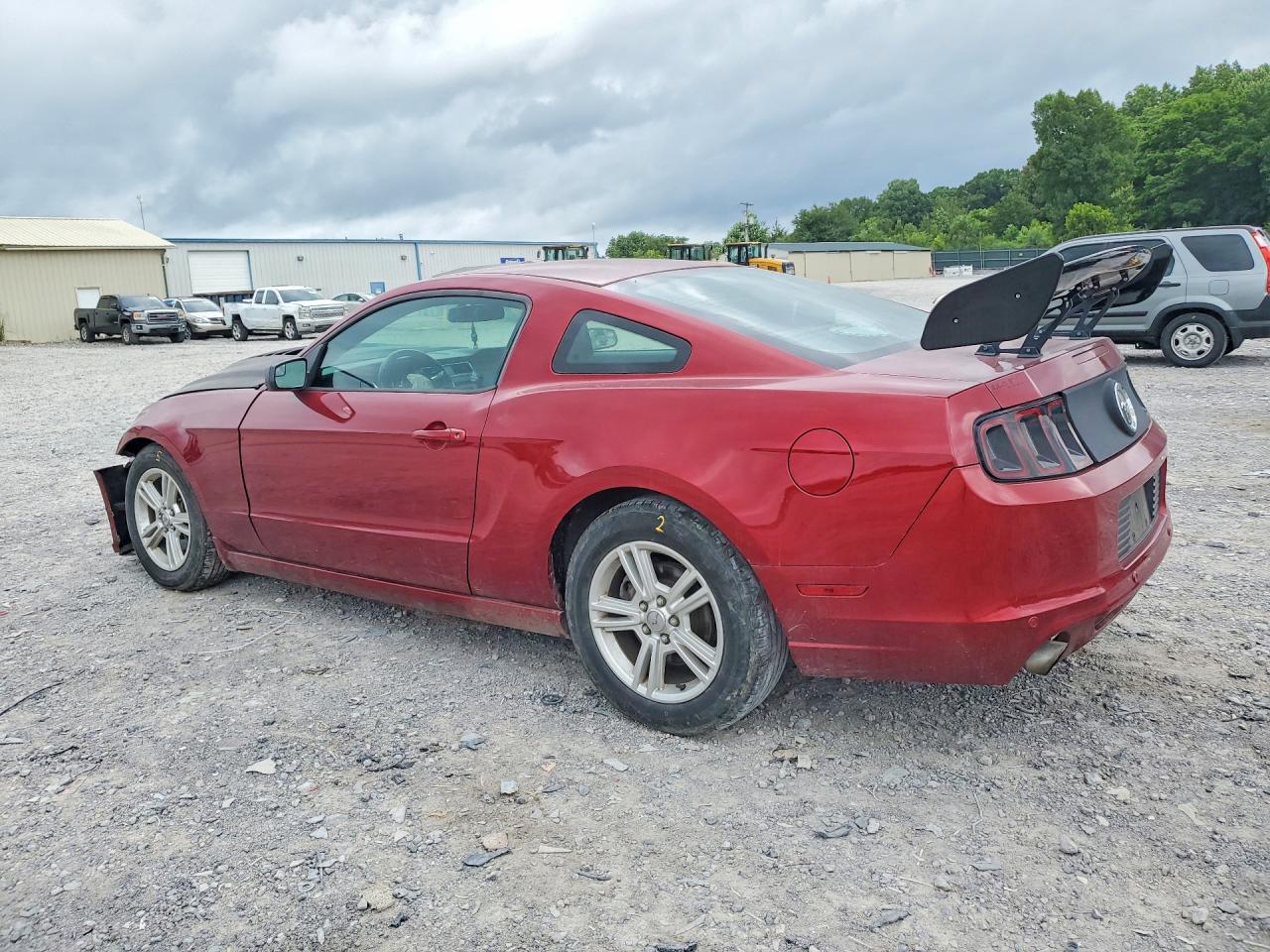 2014 Ford Mustang Red vin: 1ZVBP8AMXE5233105
