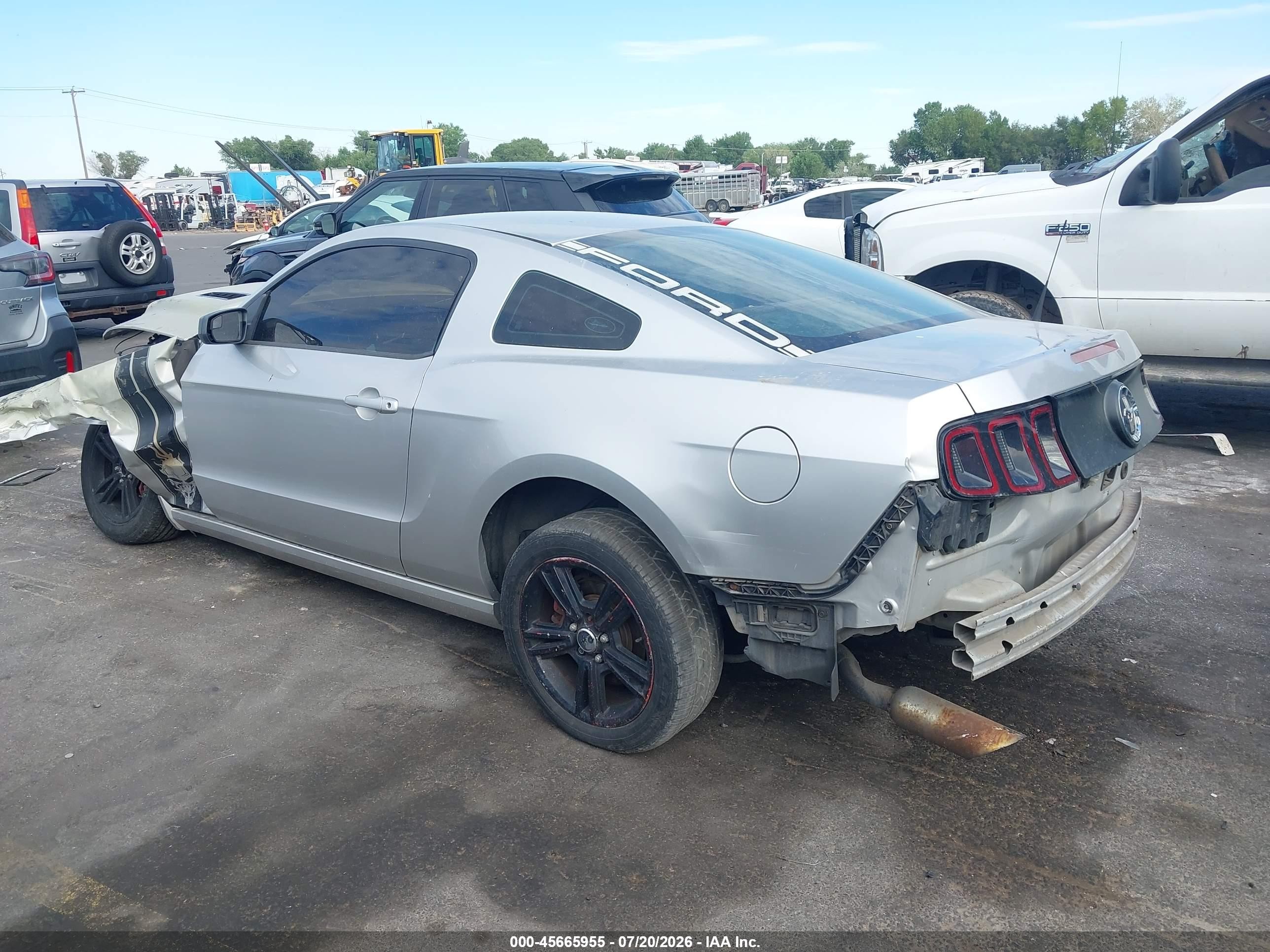 2014 Ford Mustang V6 Серебряный vin: 1ZVBP8AMXE5239891