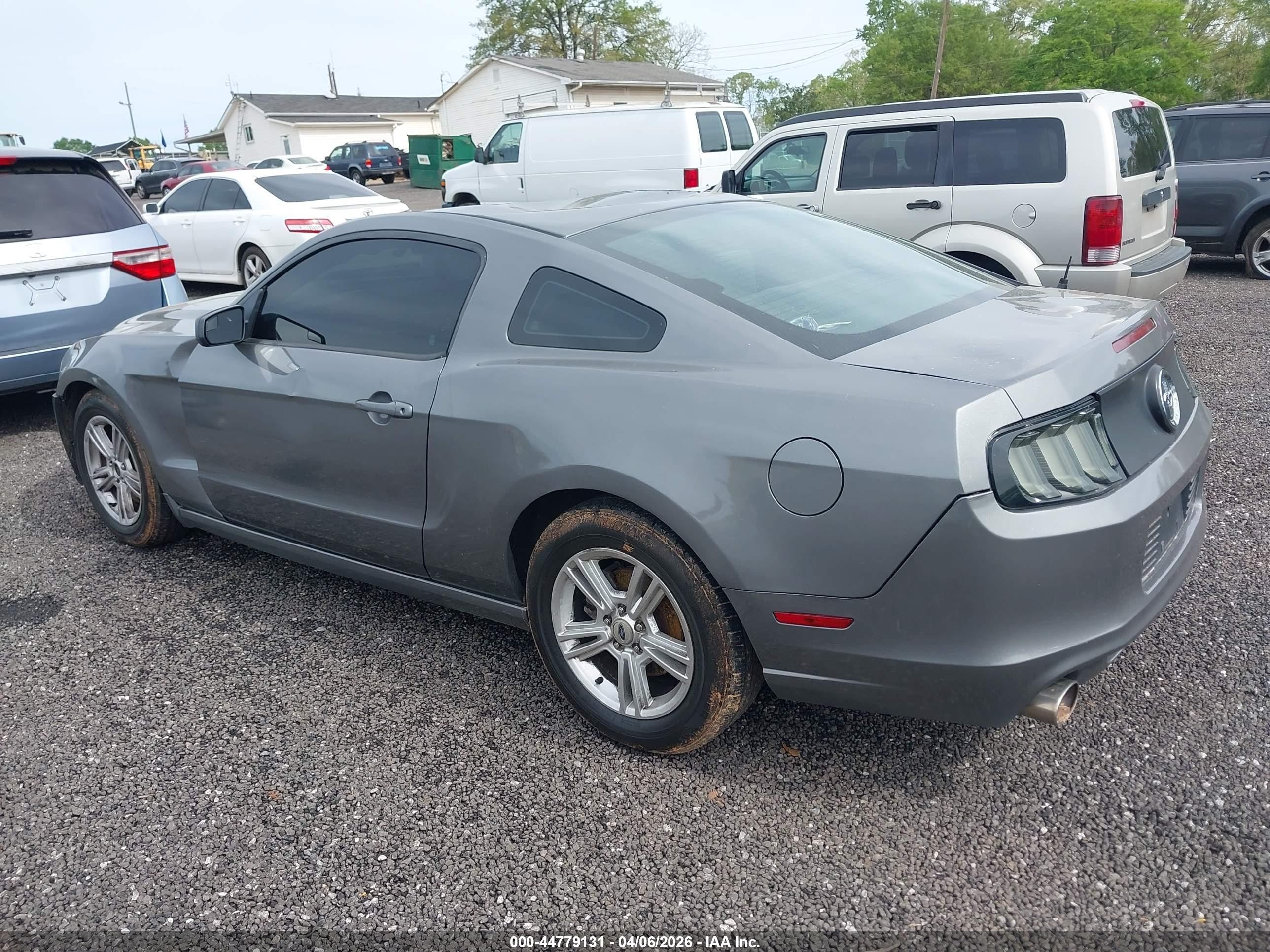 2014 Ford Mustang V6 Gray vin: 1ZVBP8AMXE5267609