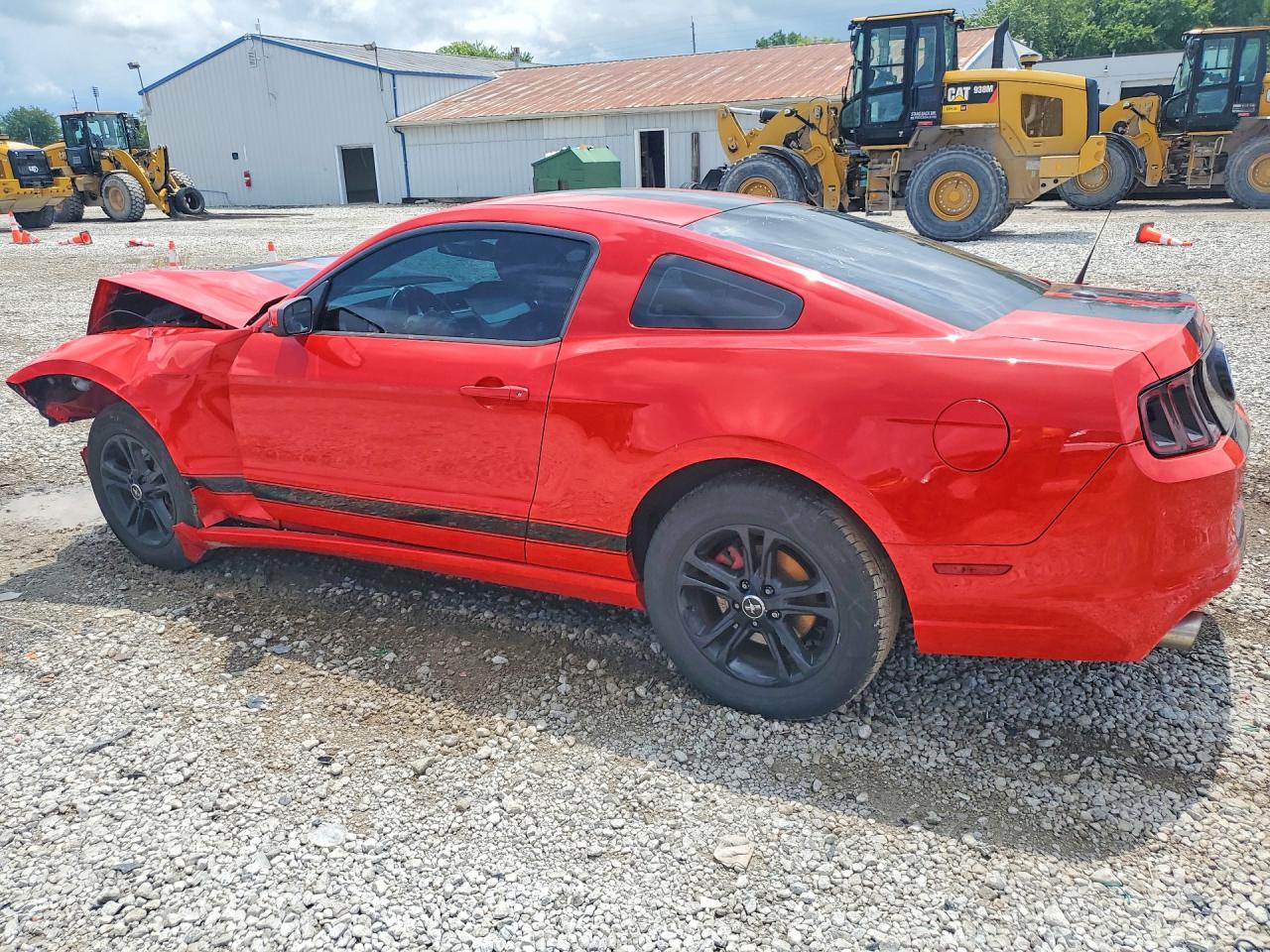 2014 Ford Mustang Red vin: 1ZVBP8AMXE5277394