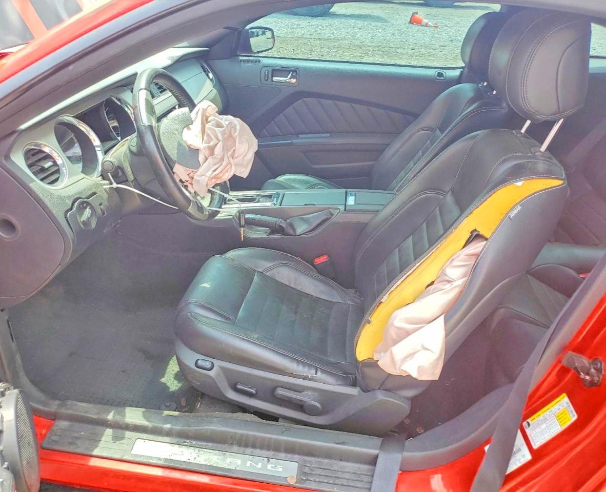 2014 Ford Mustang Red vin: 1ZVBP8AMXE5277394