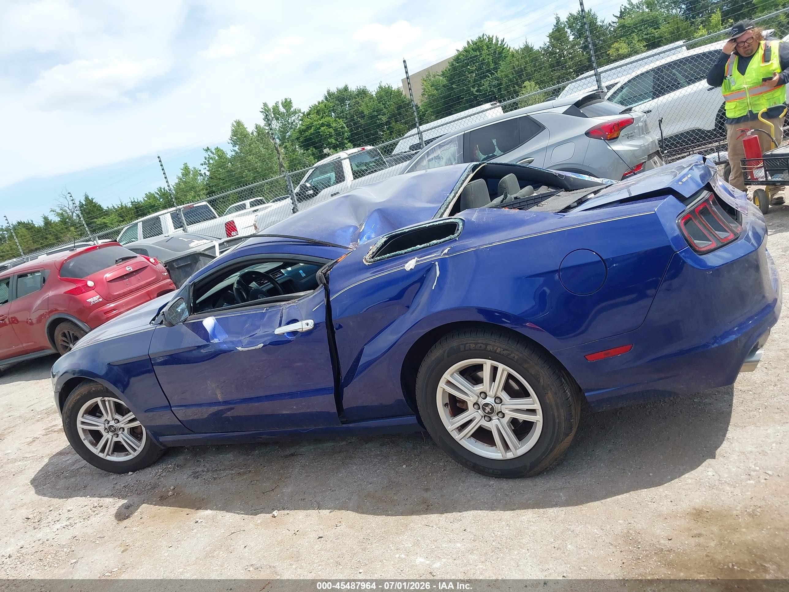 2014 Ford Mustang V6/v6 Premium Blue vin: 1ZVBP8AMXE5313438