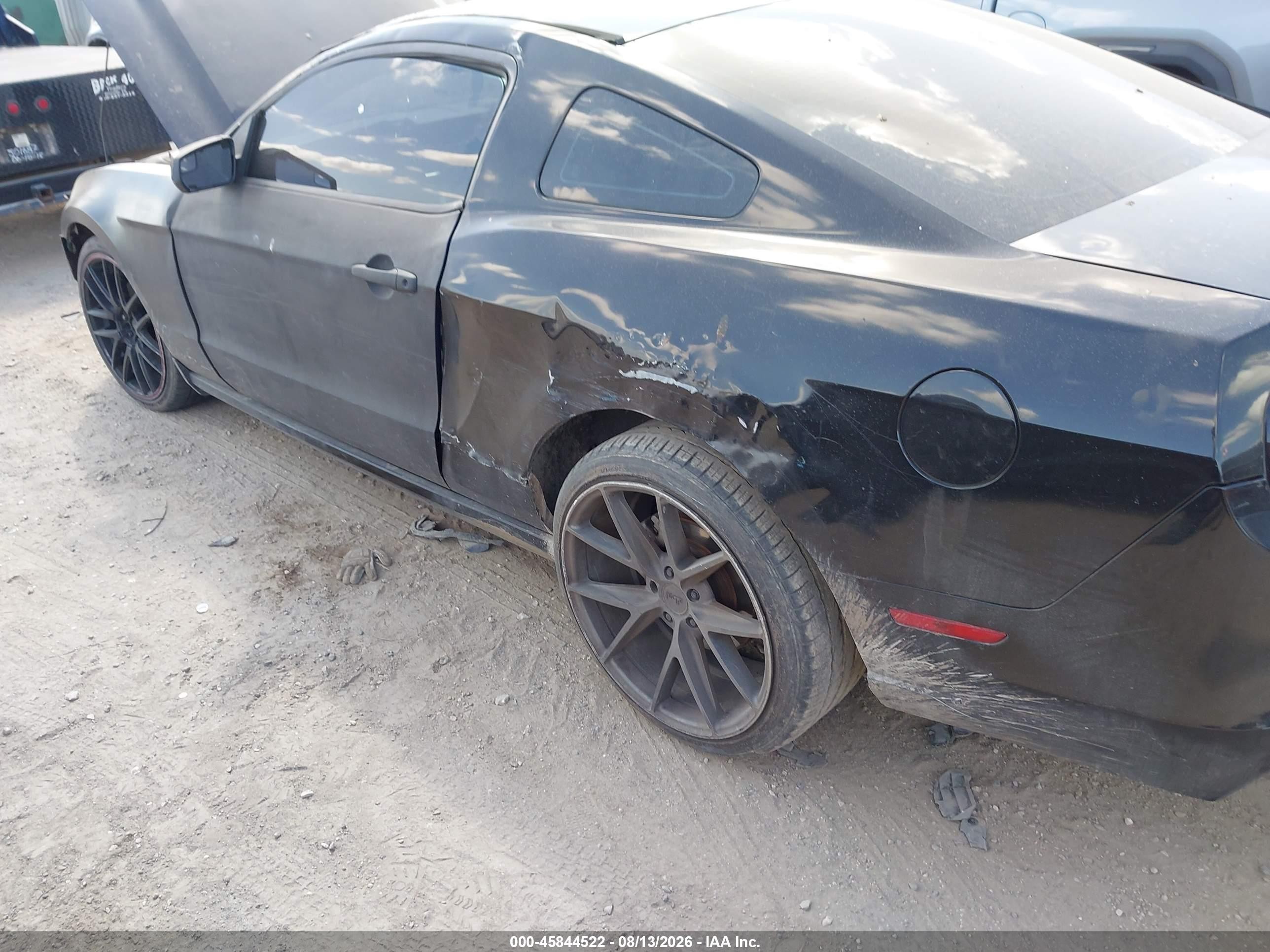 2014 Ford Mustang V6 Blue vin: 1ZVBP8AMXE5320518