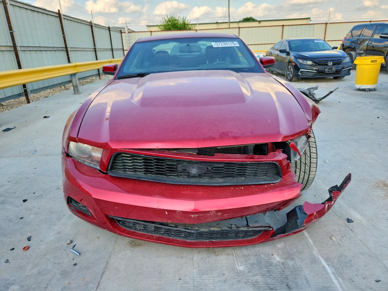2010 Ford Mustang Red vin: 1ZVBP8AN2A5105170