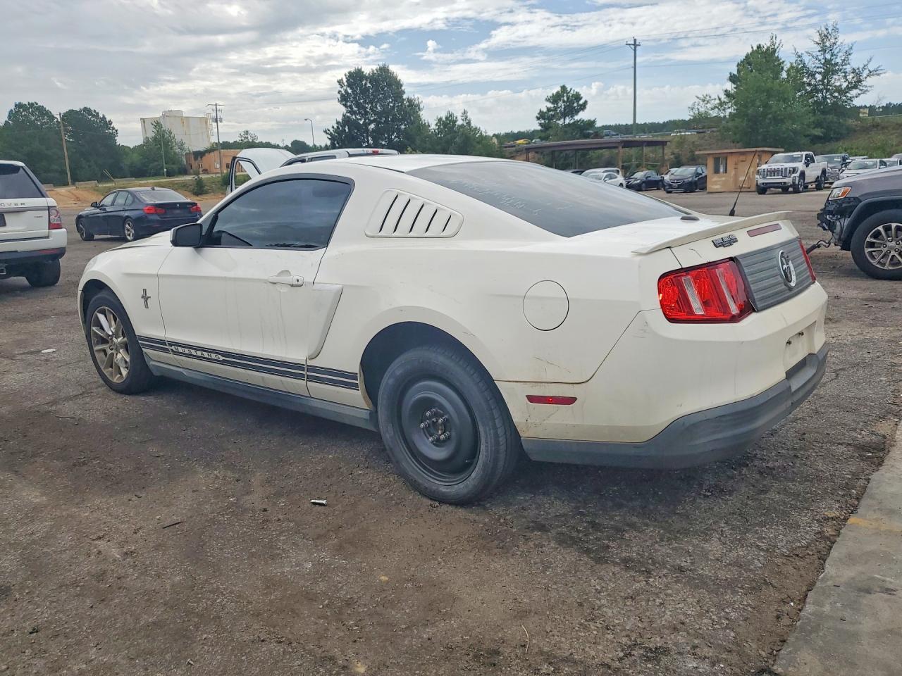 2010 Ford Mustang White vin: 1ZVBP8AN3A5149386