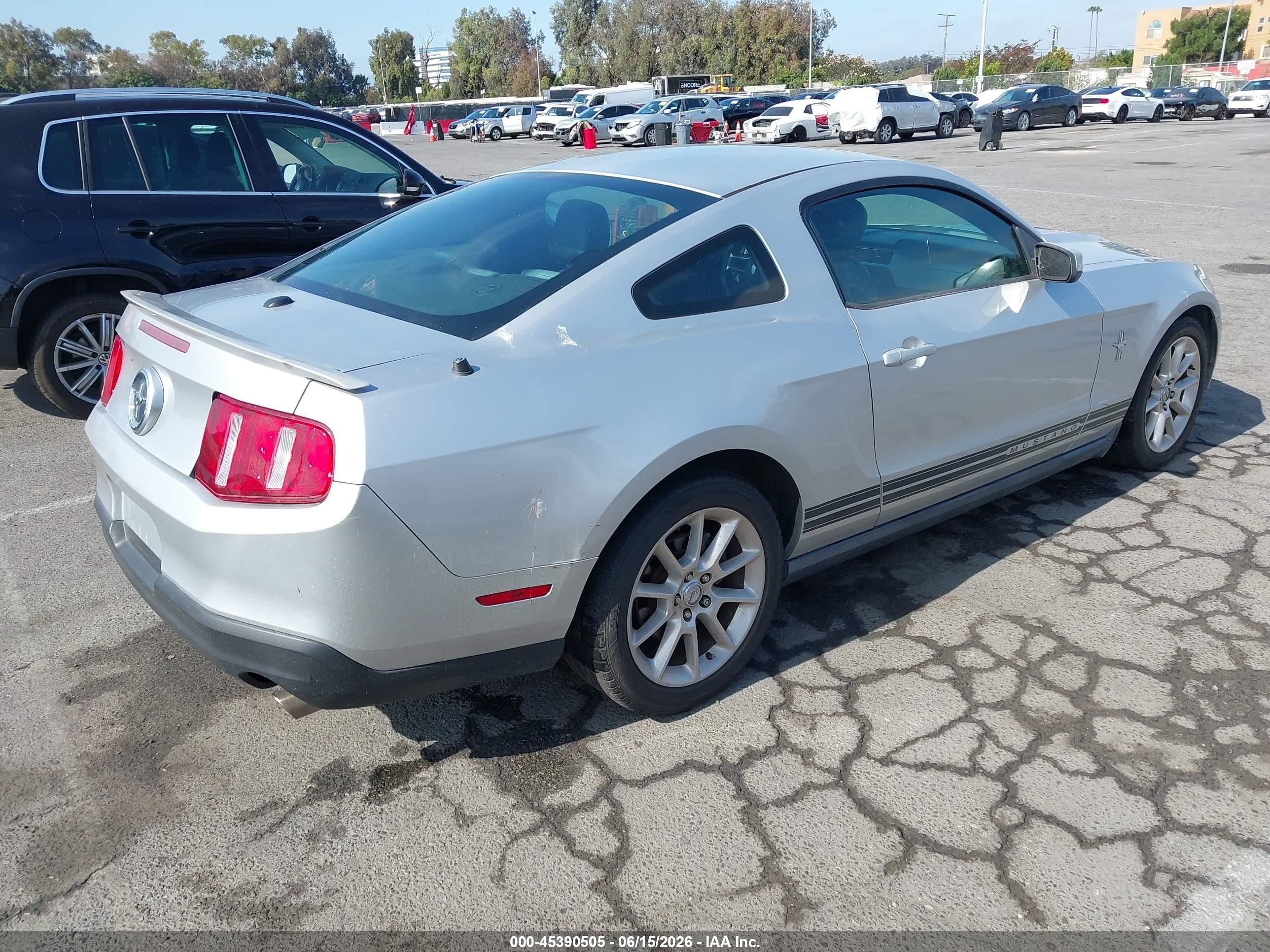2010 Ford Mustang V6/v6 Premium Silver vin: 1ZVBP8AN7A5136804