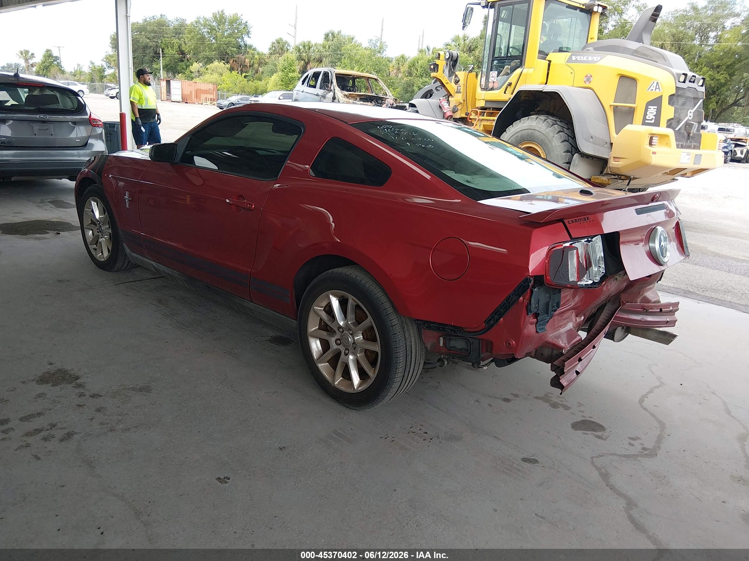 2010 Ford Mustang V6/v6 Premium Red vin: 1ZVBP8AN9A5123875