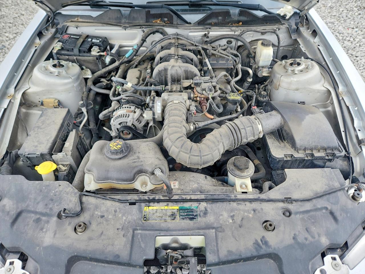 2010 Ford Mustang Silver vin: 1ZVBP8ANXA5137641