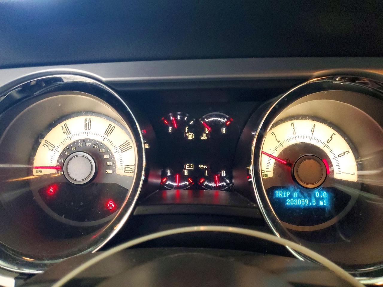 2010 Ford Mustang Burgundy vin: 1ZVBP8ANXA5153838