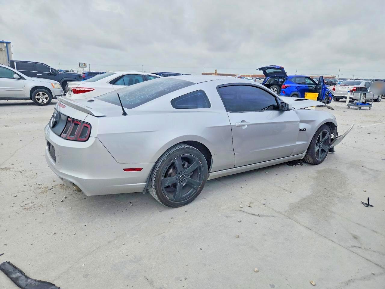 2013 Ford Mustang Gt Silver vin: 1ZVBP8CF0D5216021