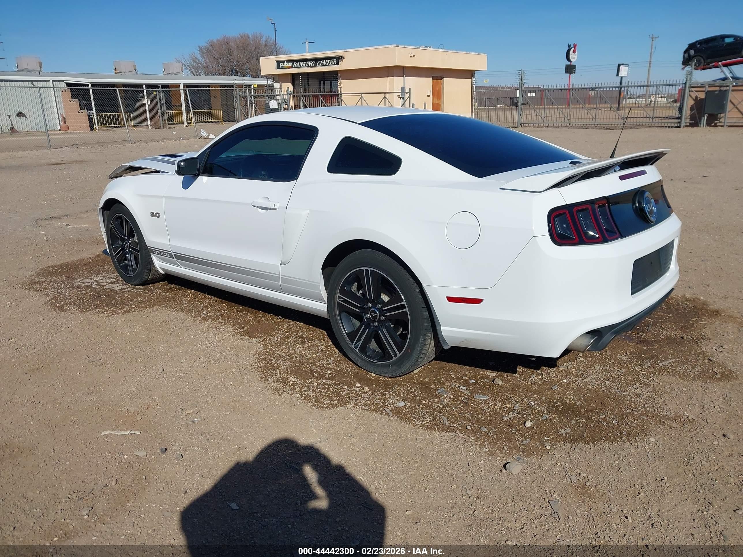 2014 Ford Mustang Gt Premium White vin: 1ZVBP8CF0E5249778