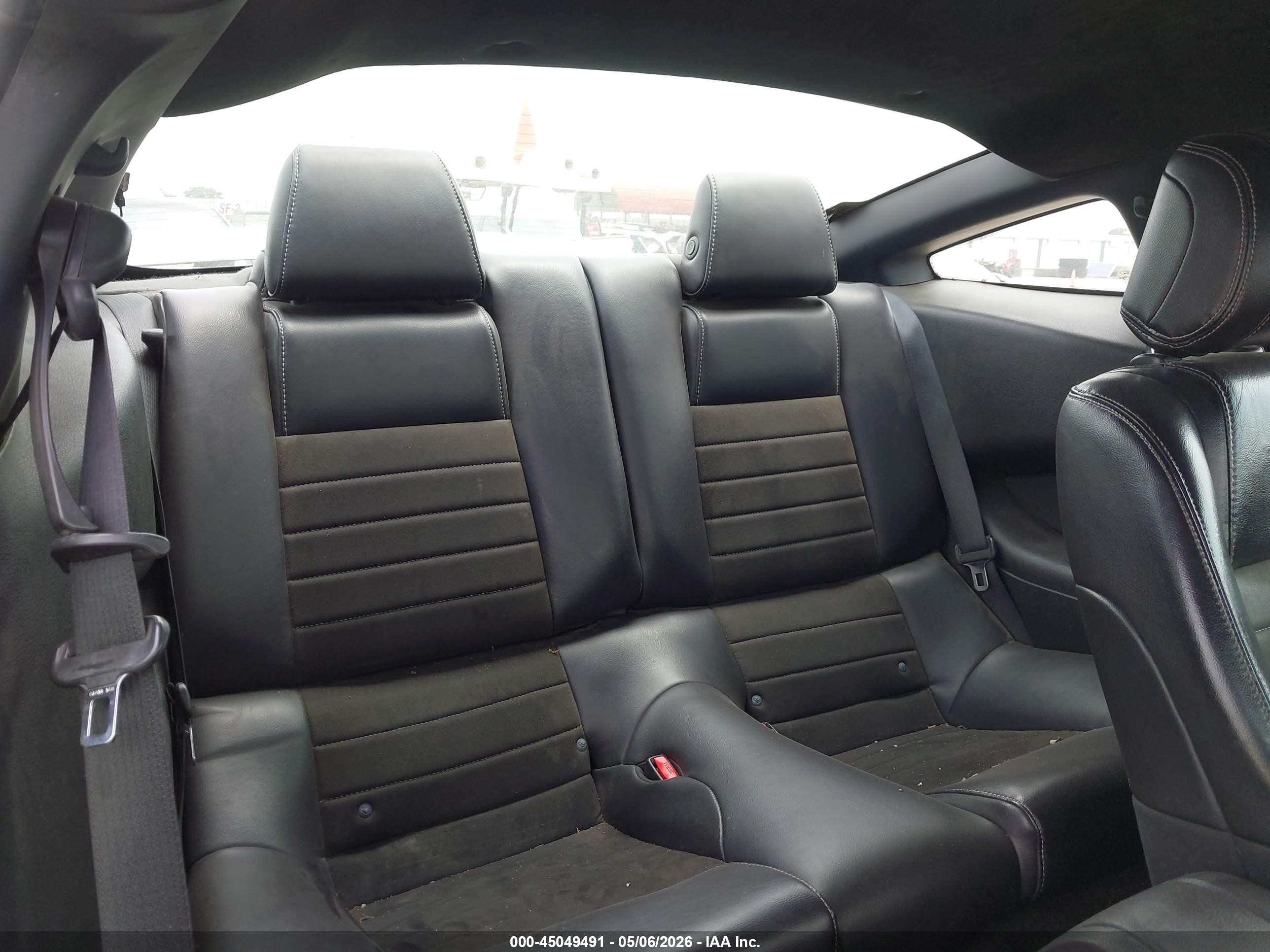2014 Ford Mustang Gt Premium White vin: 1ZVBP8CF1E5204459