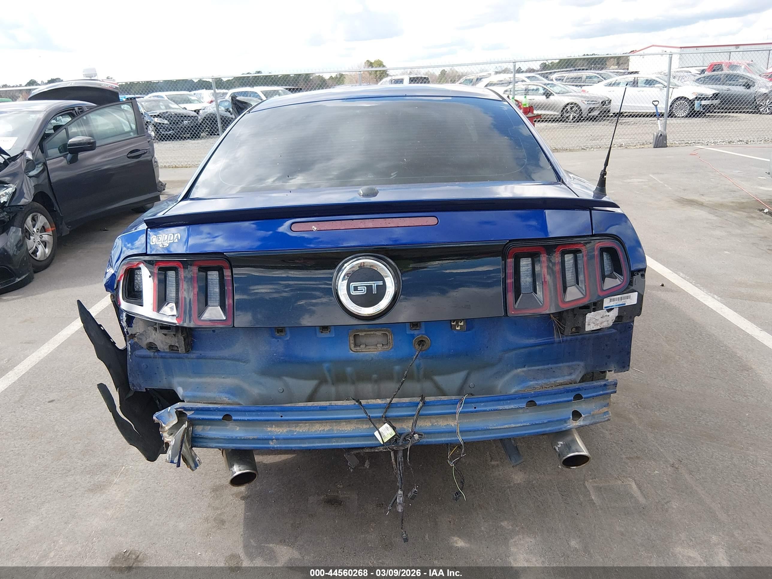 2014 Ford Mustang Gt Premium Blue vin: 1ZVBP8CF1E5324827