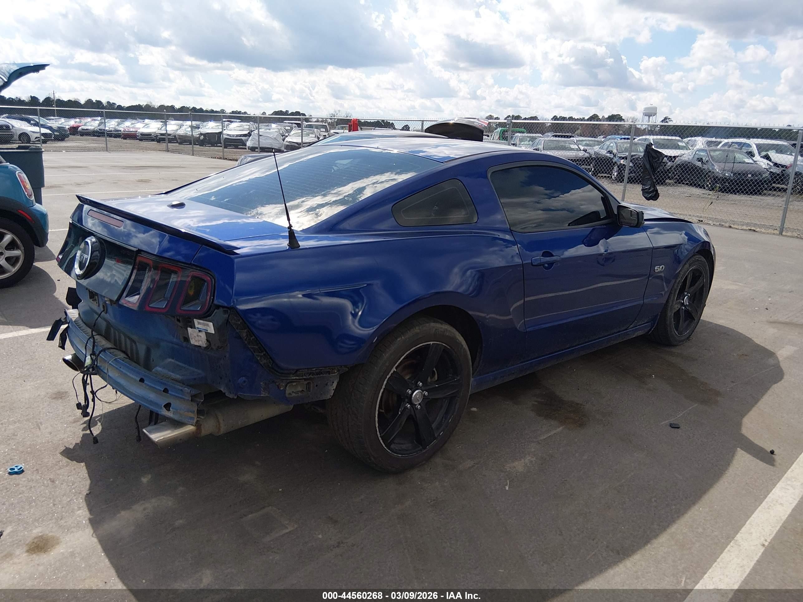 2014 Ford Mustang Gt Premium Blue vin: 1ZVBP8CF1E5324827