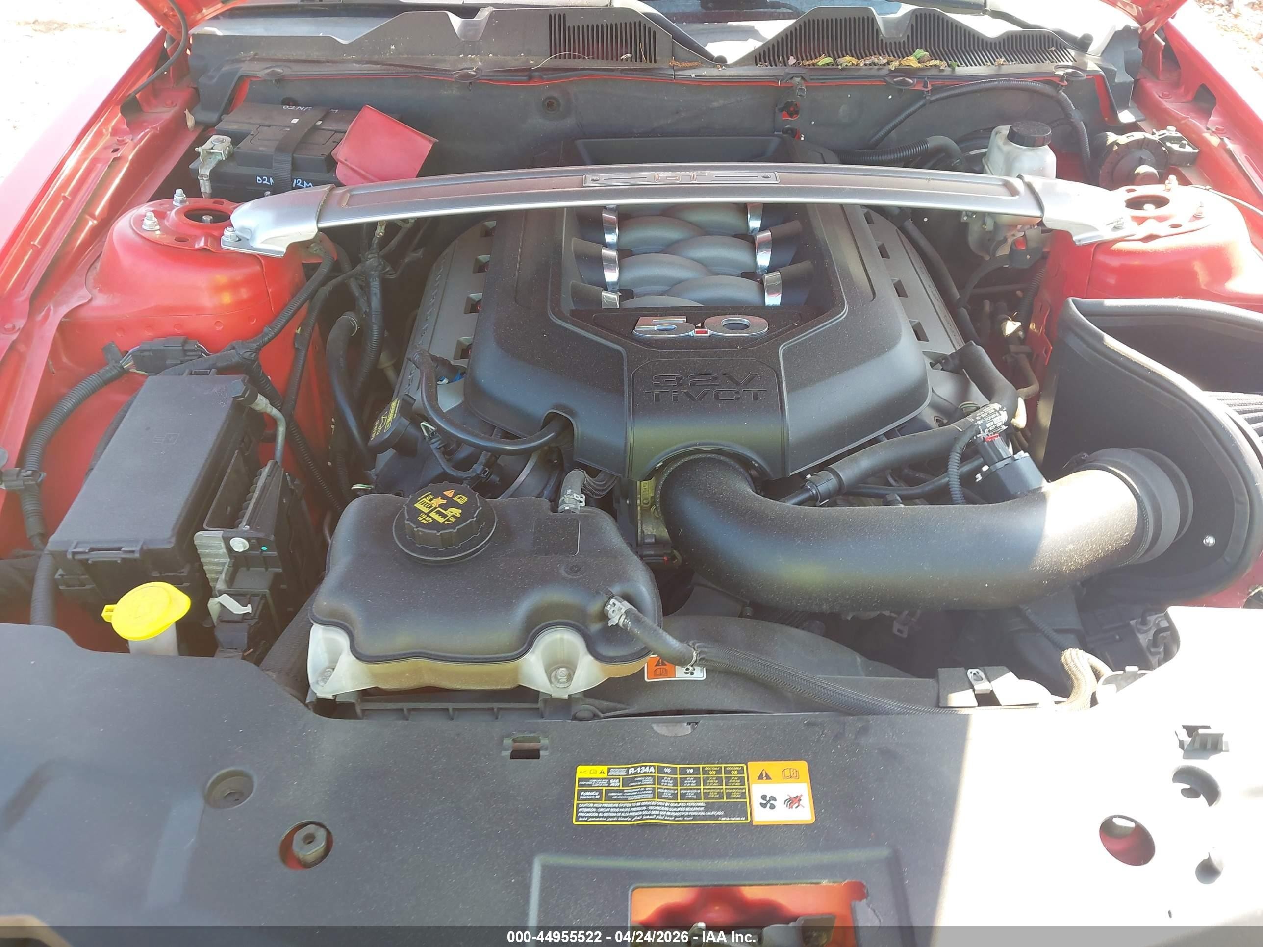 2011 Ford Mustang Gt Premium Red vin: 1ZVBP8CF2B5124812