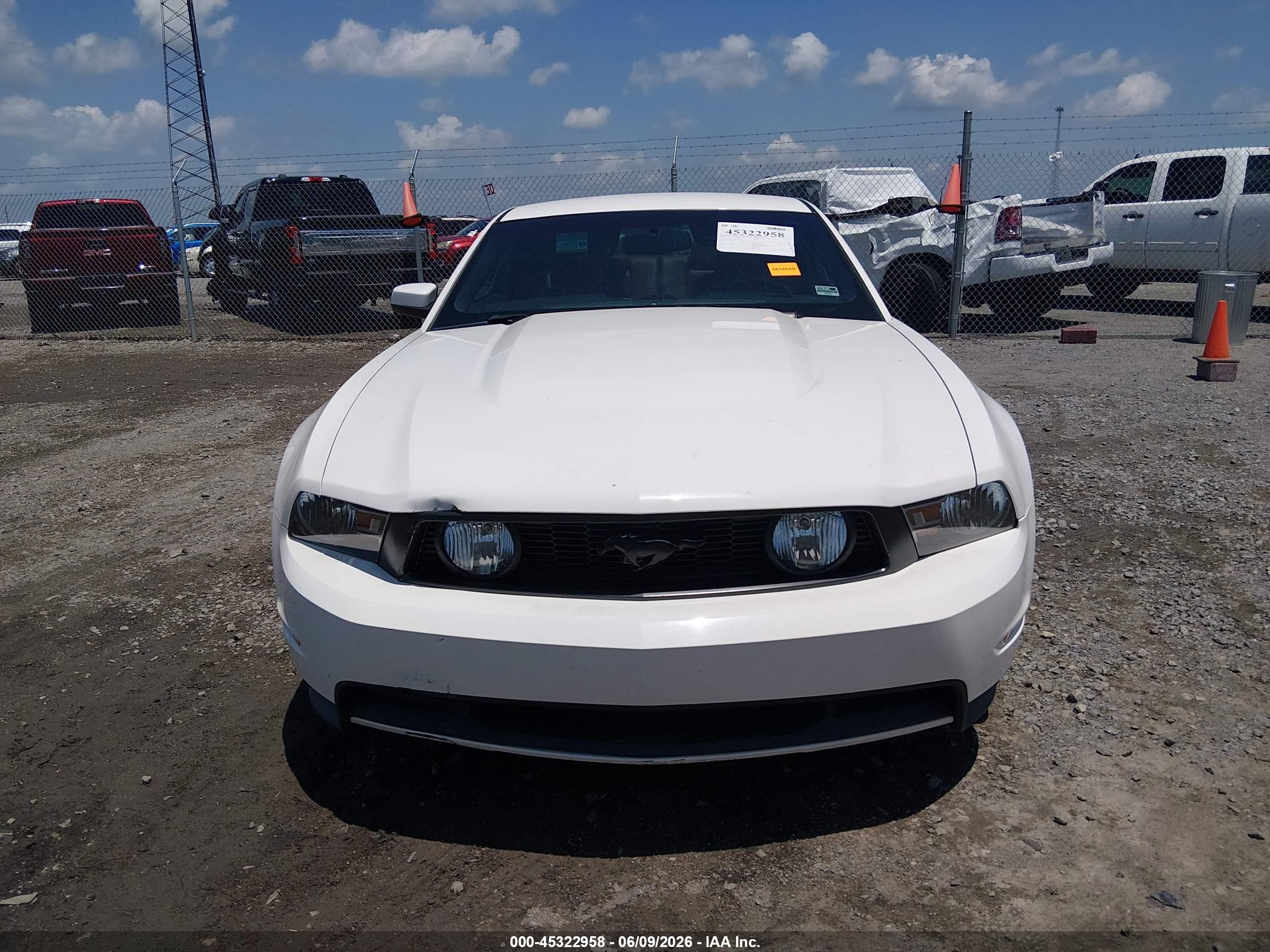 2012 Ford Mustang Gt Premium White vin: 1ZVBP8CF3C5213760