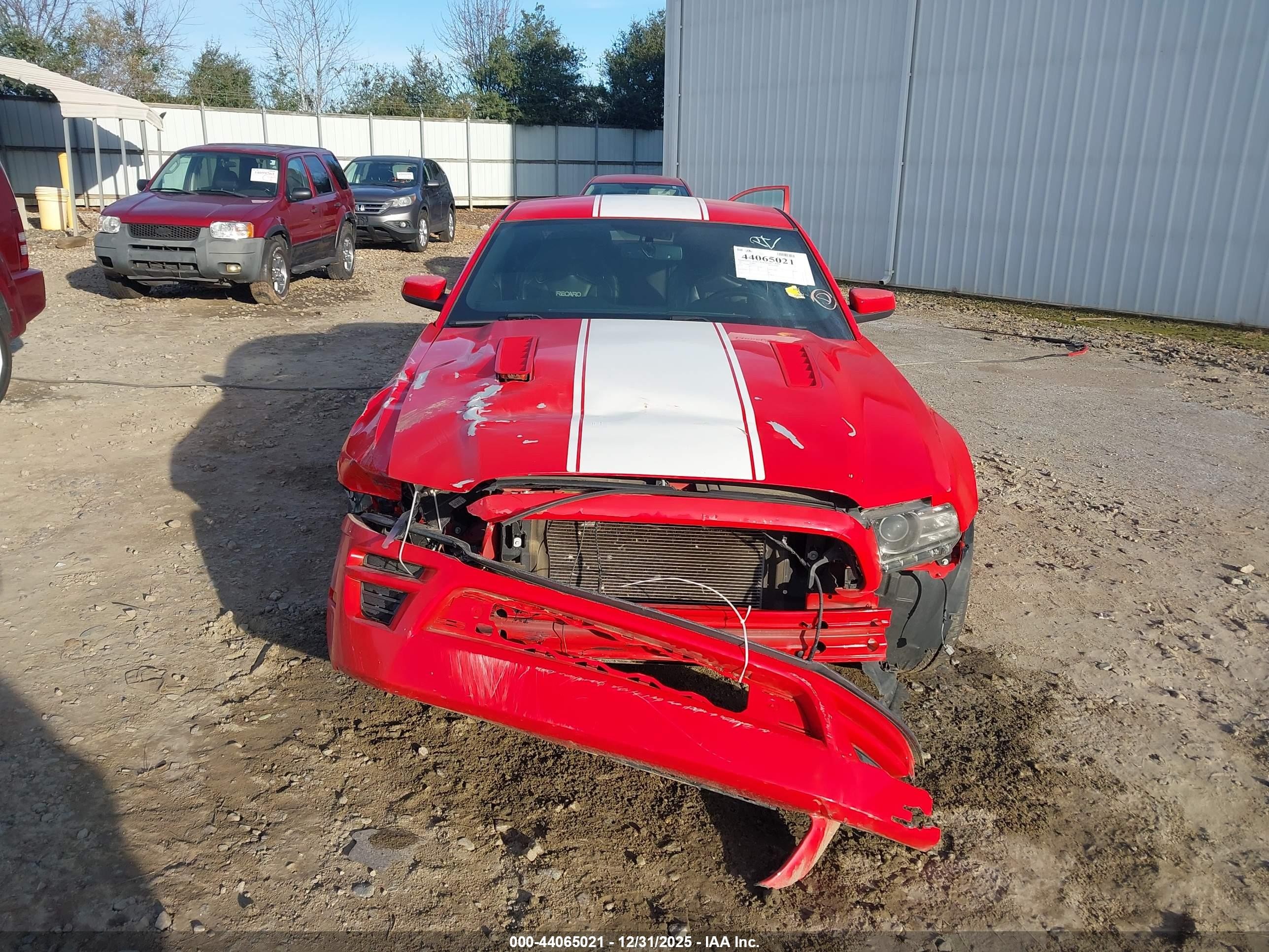 2013 Ford Mustang Gt Premium Red vin: 1ZVBP8CF3D5277377
