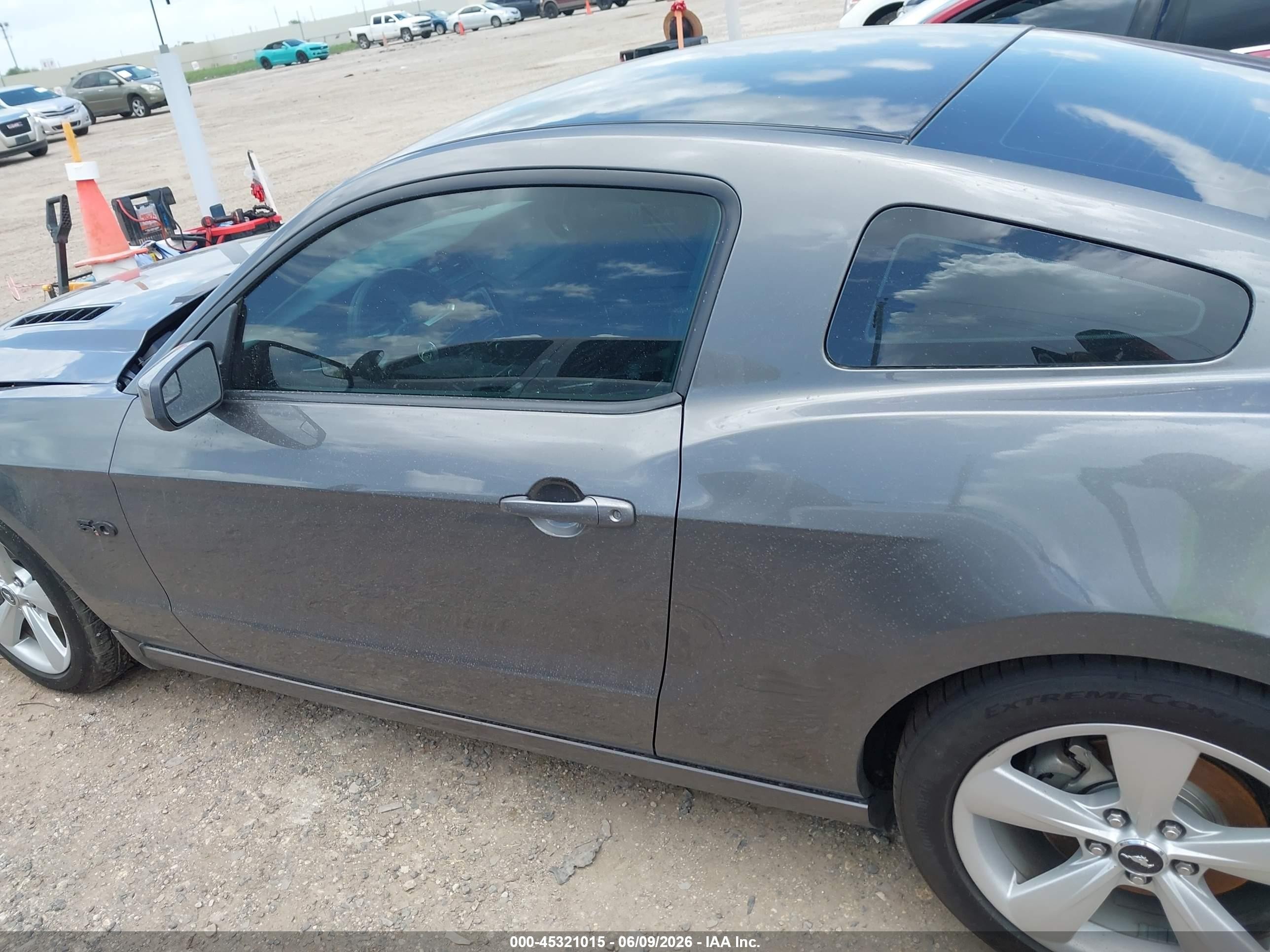 2013 Ford Mustang Gt Черный vin: 1ZVBP8CF3D5278920
