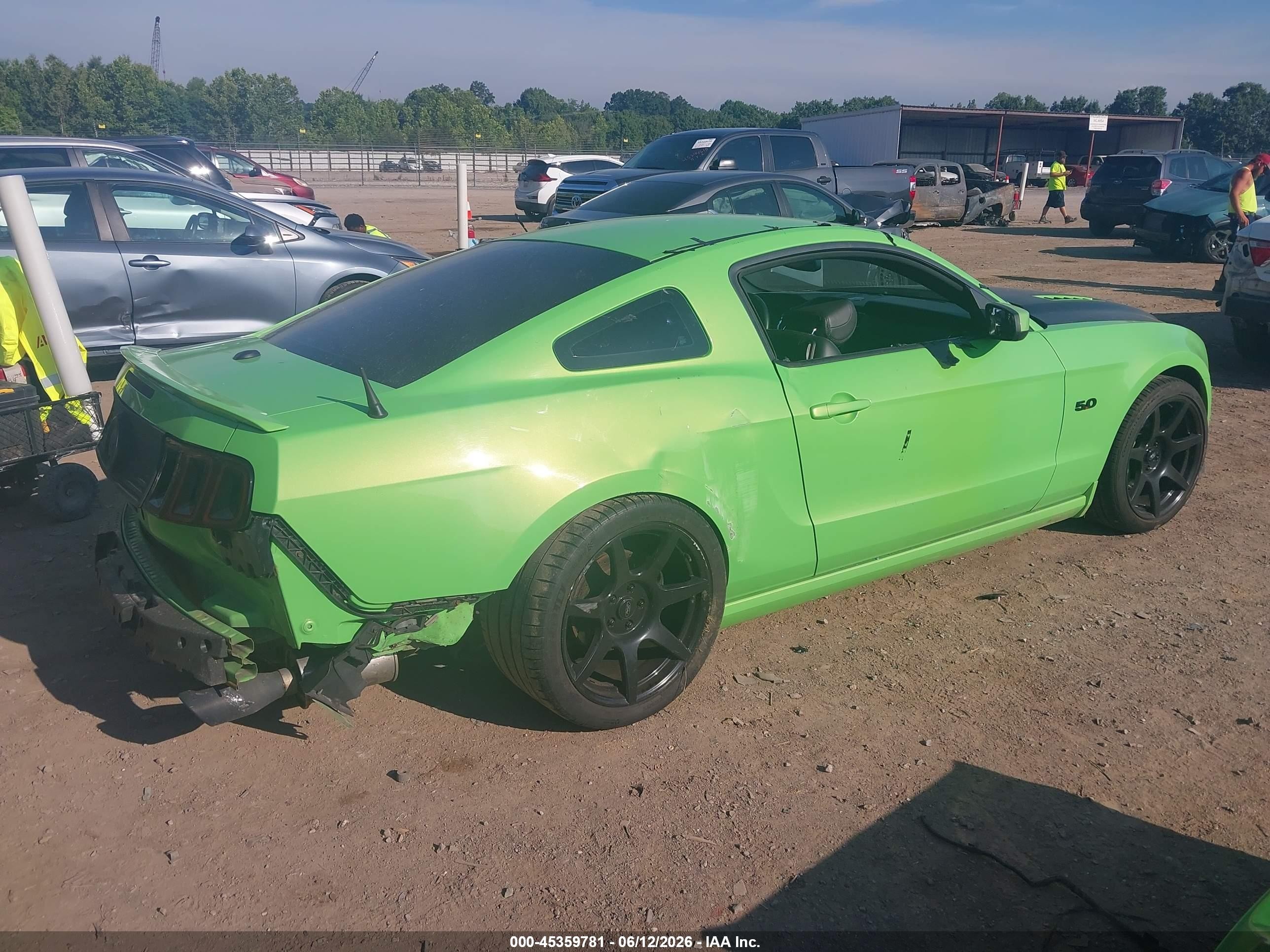 2014 Ford Mustang Gt Premium Green vin: 1ZVBP8CF3E5256076