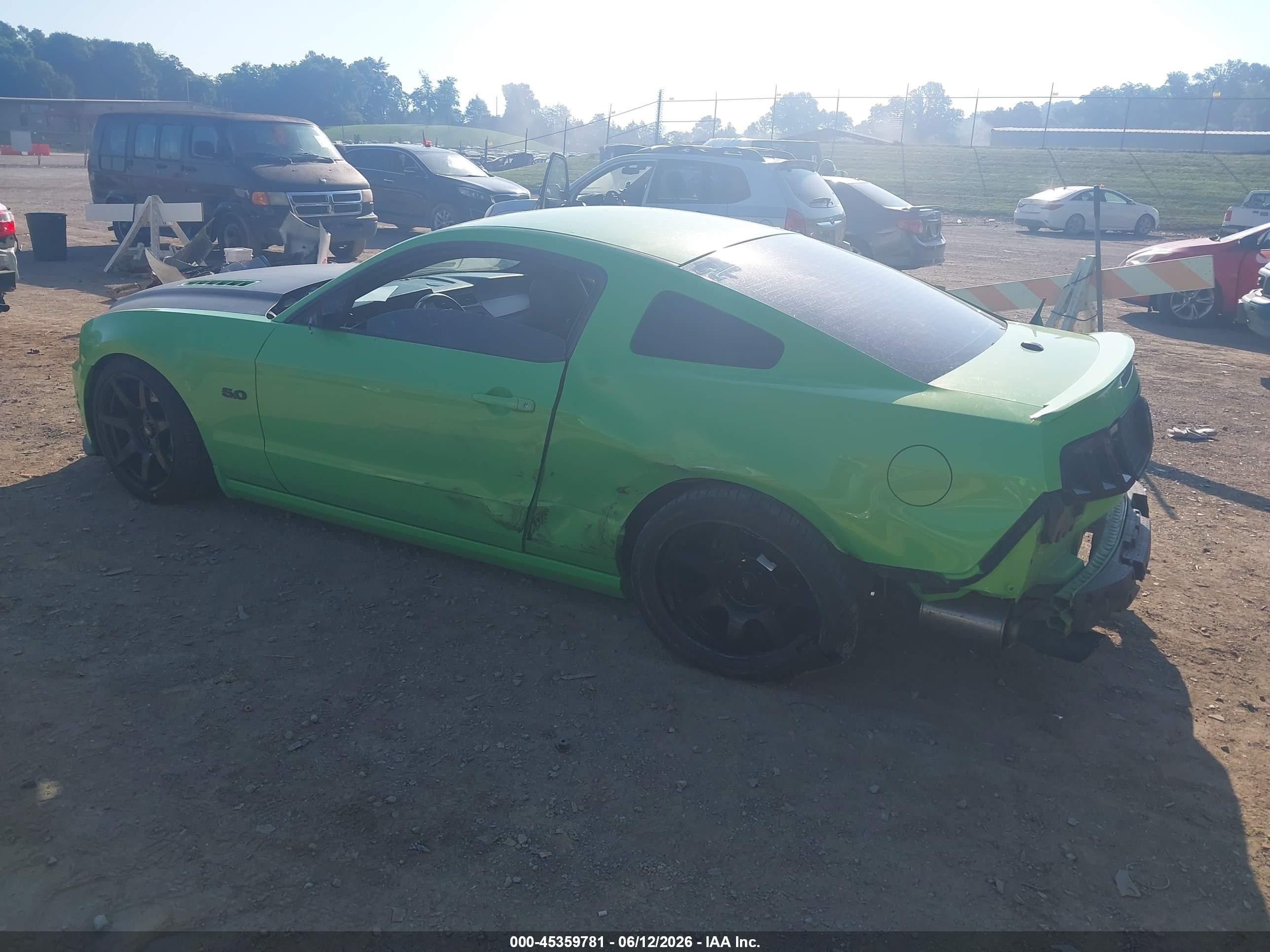 2014 Ford Mustang Gt Premium Green vin: 1ZVBP8CF3E5256076