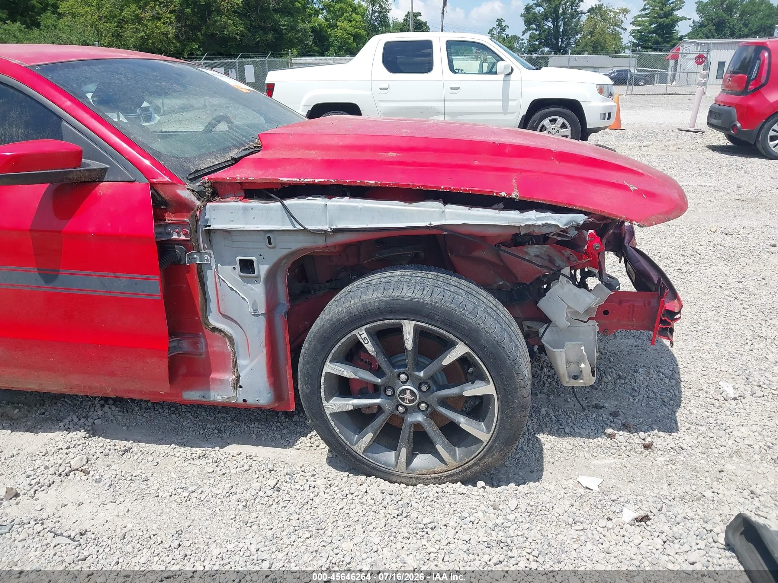 2012 Ford Mustang Gt Premium Red vin: 1ZVBP8CF5C5257520