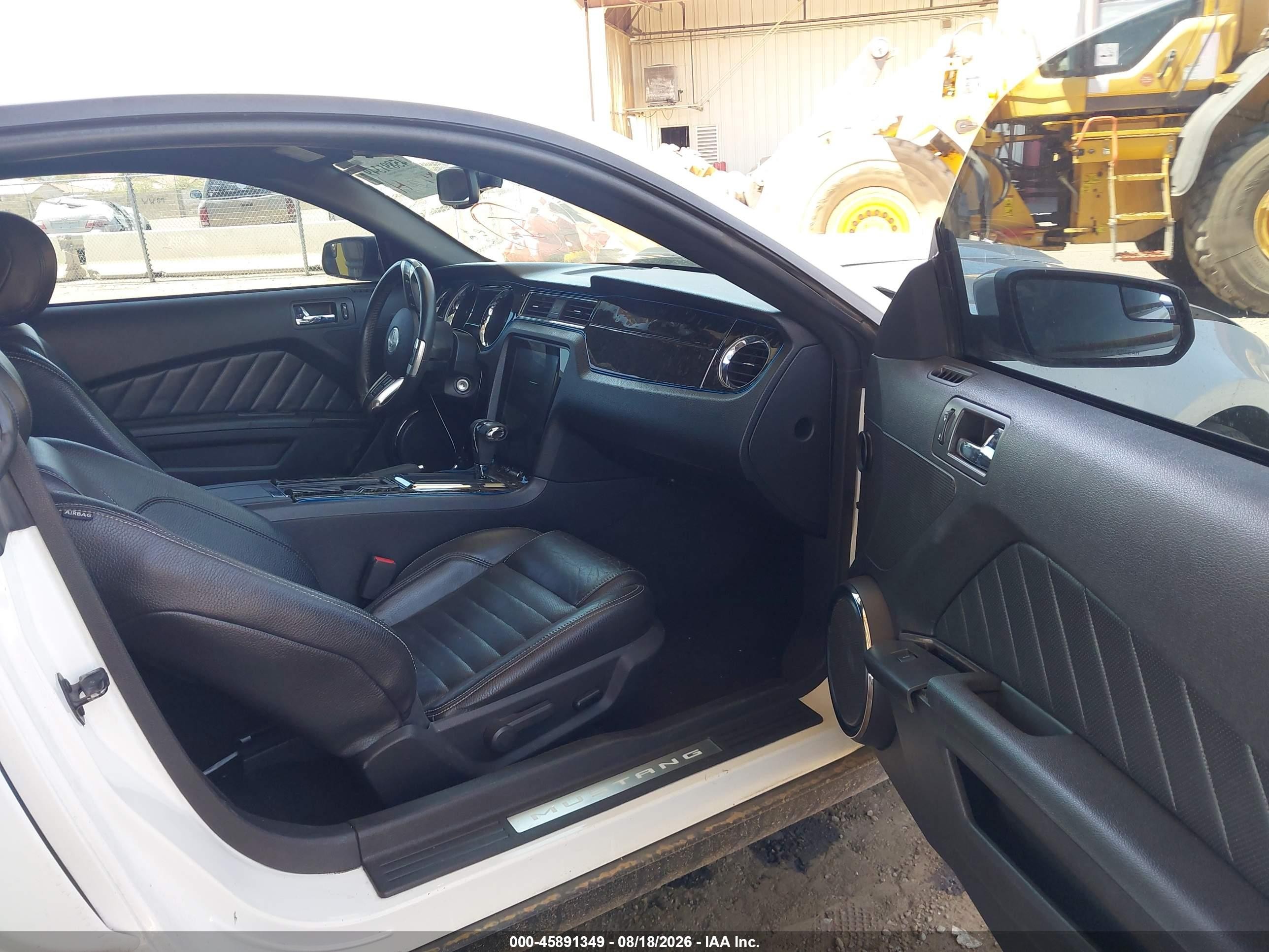 2012 Ford Mustang Gt White vin: 1ZVBP8CF5C5266279