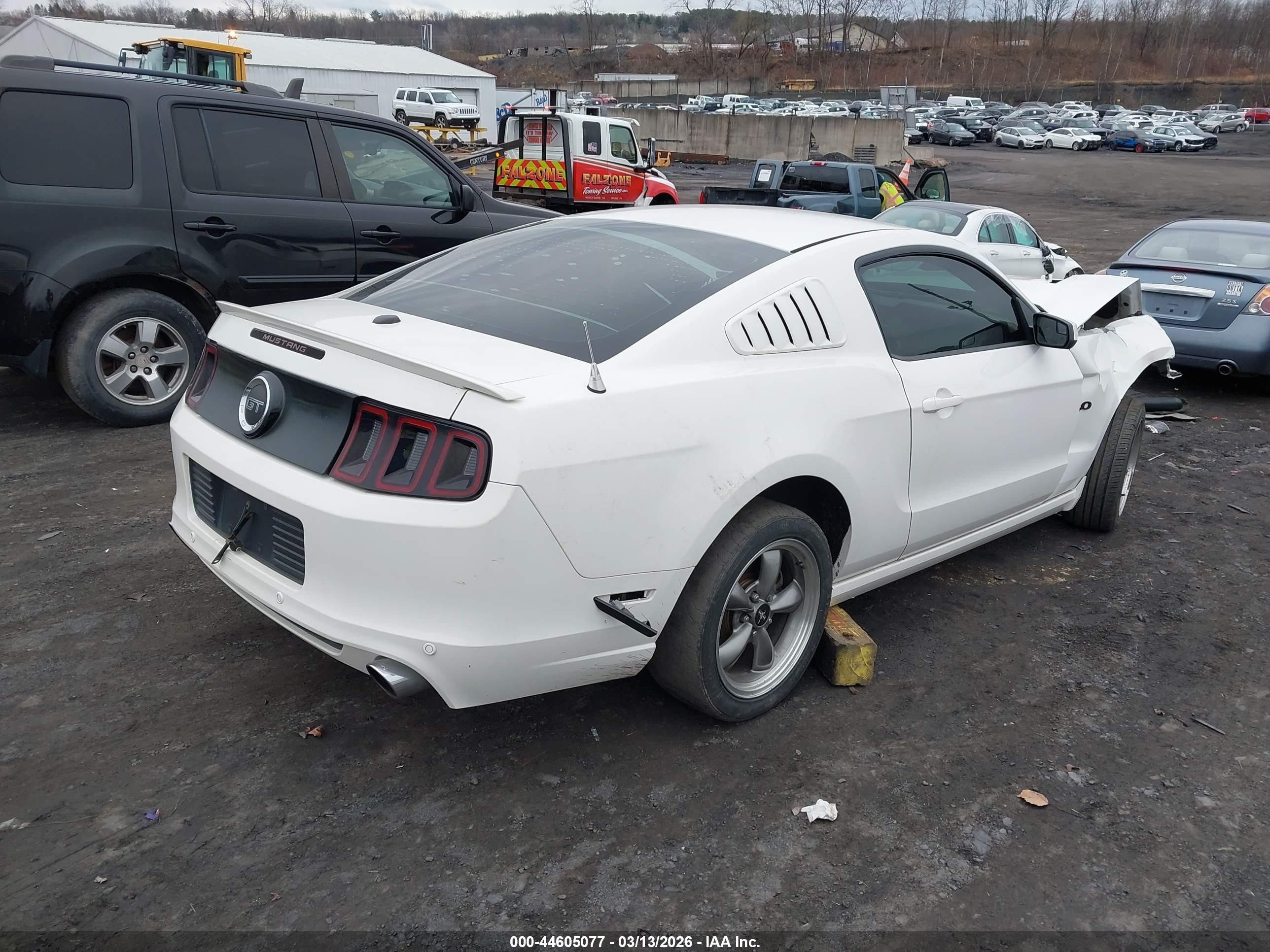 2013 Ford Mustang Gt Premium White vin: 1ZVBP8CF5D5209307