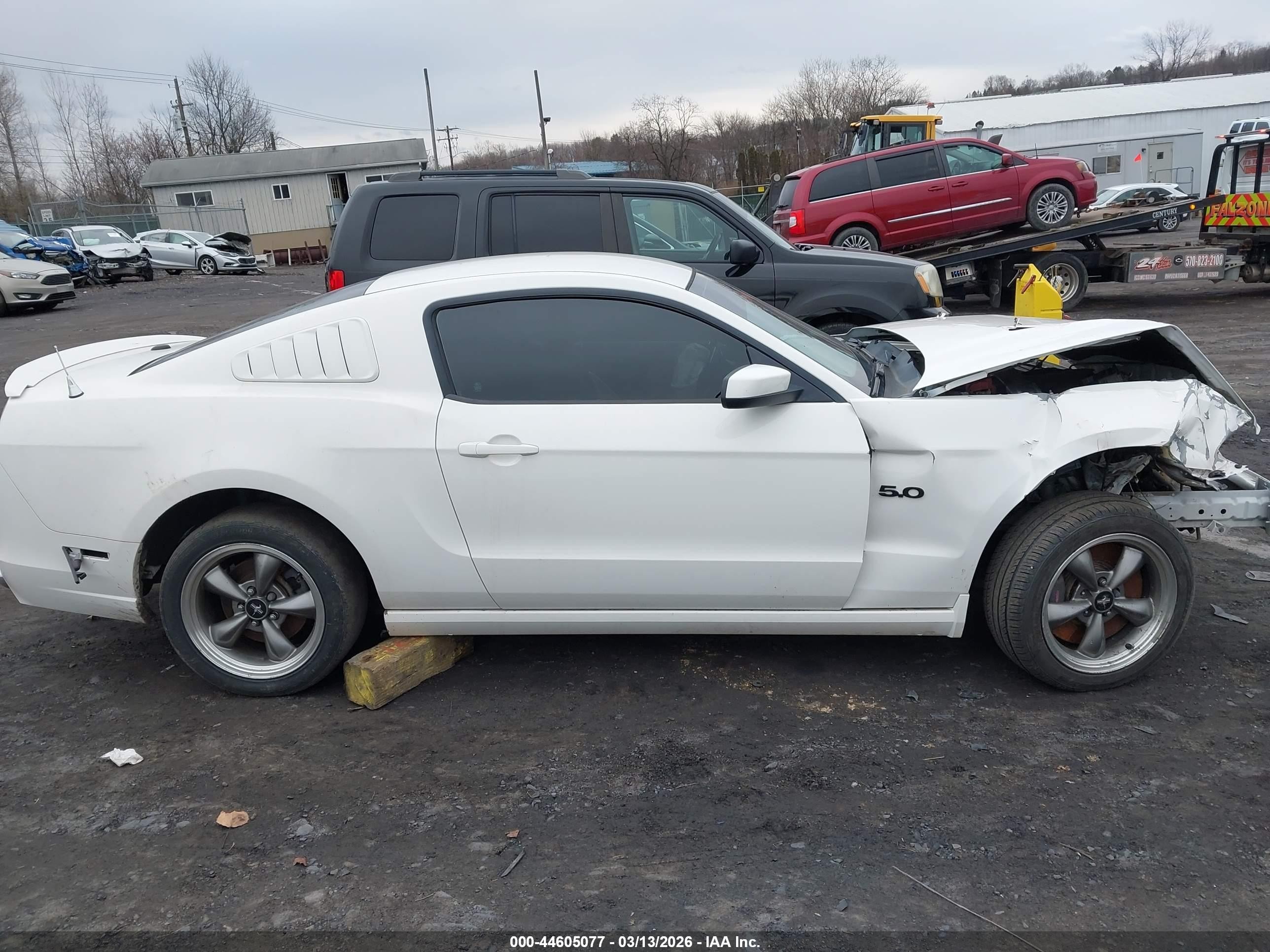 2013 Ford Mustang Gt Premium White vin: 1ZVBP8CF5D5209307