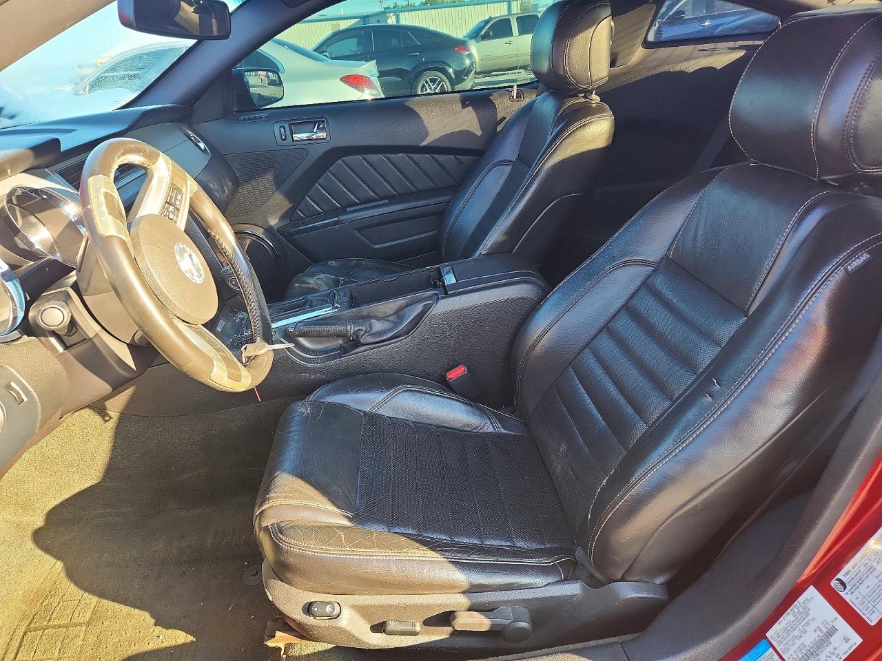 2014 Ford Mustang Gt Burgundy vin: 1ZVBP8CF5E5214458