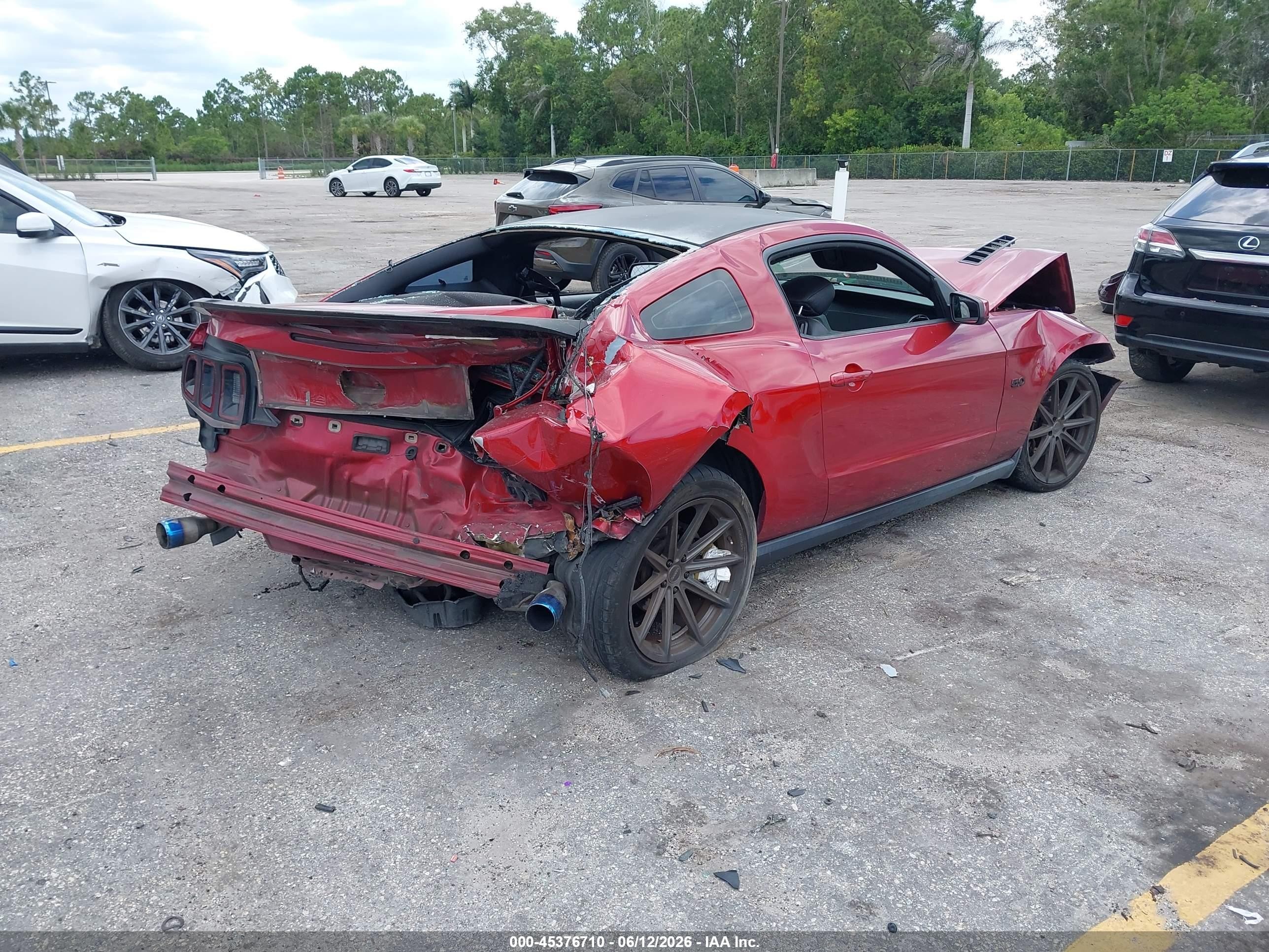 2011 Ford Mustang Gt Premium Red vin: 1ZVBP8CF6B5110363