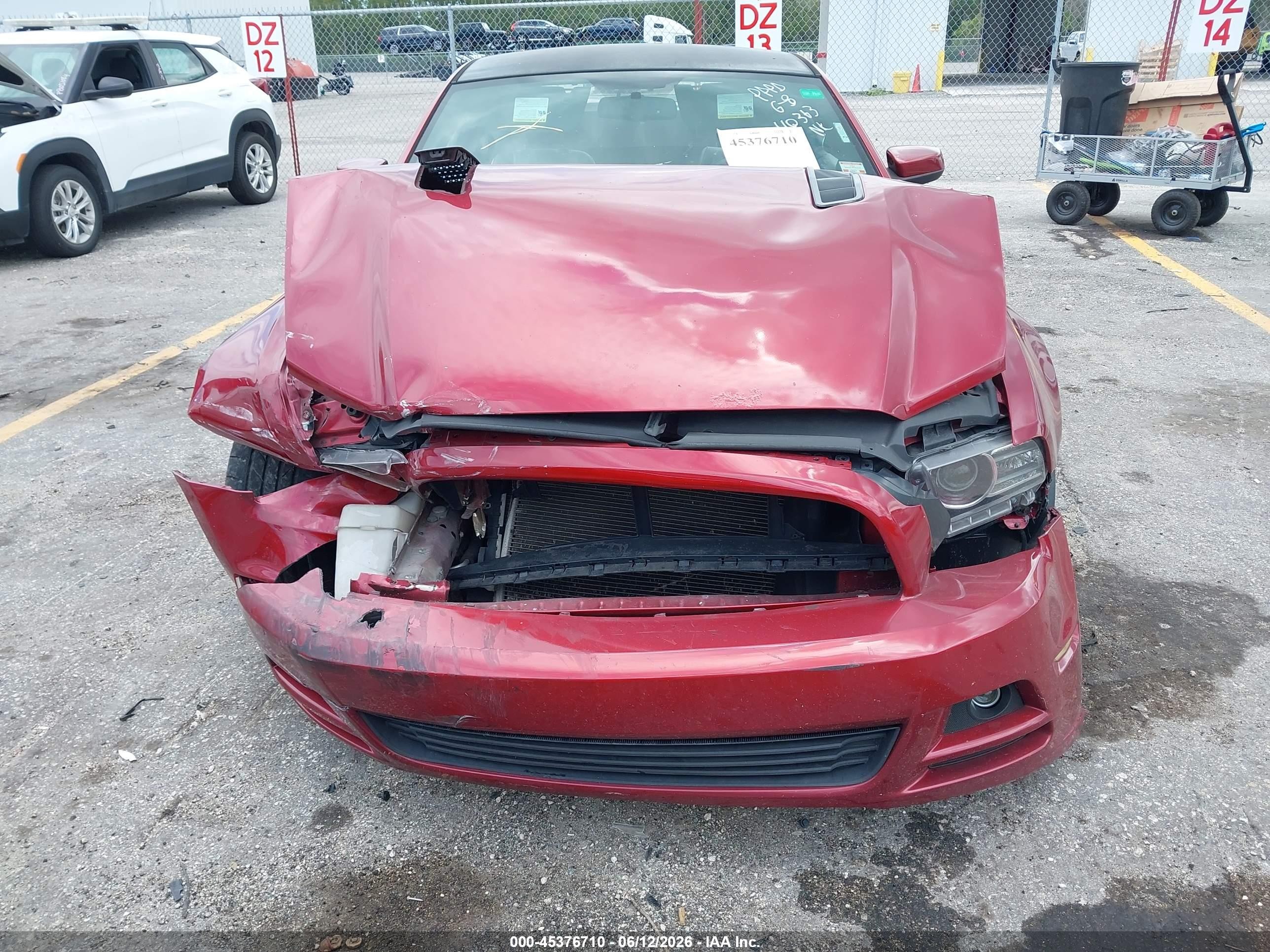 2011 Ford Mustang Gt Premium Red vin: 1ZVBP8CF6B5110363