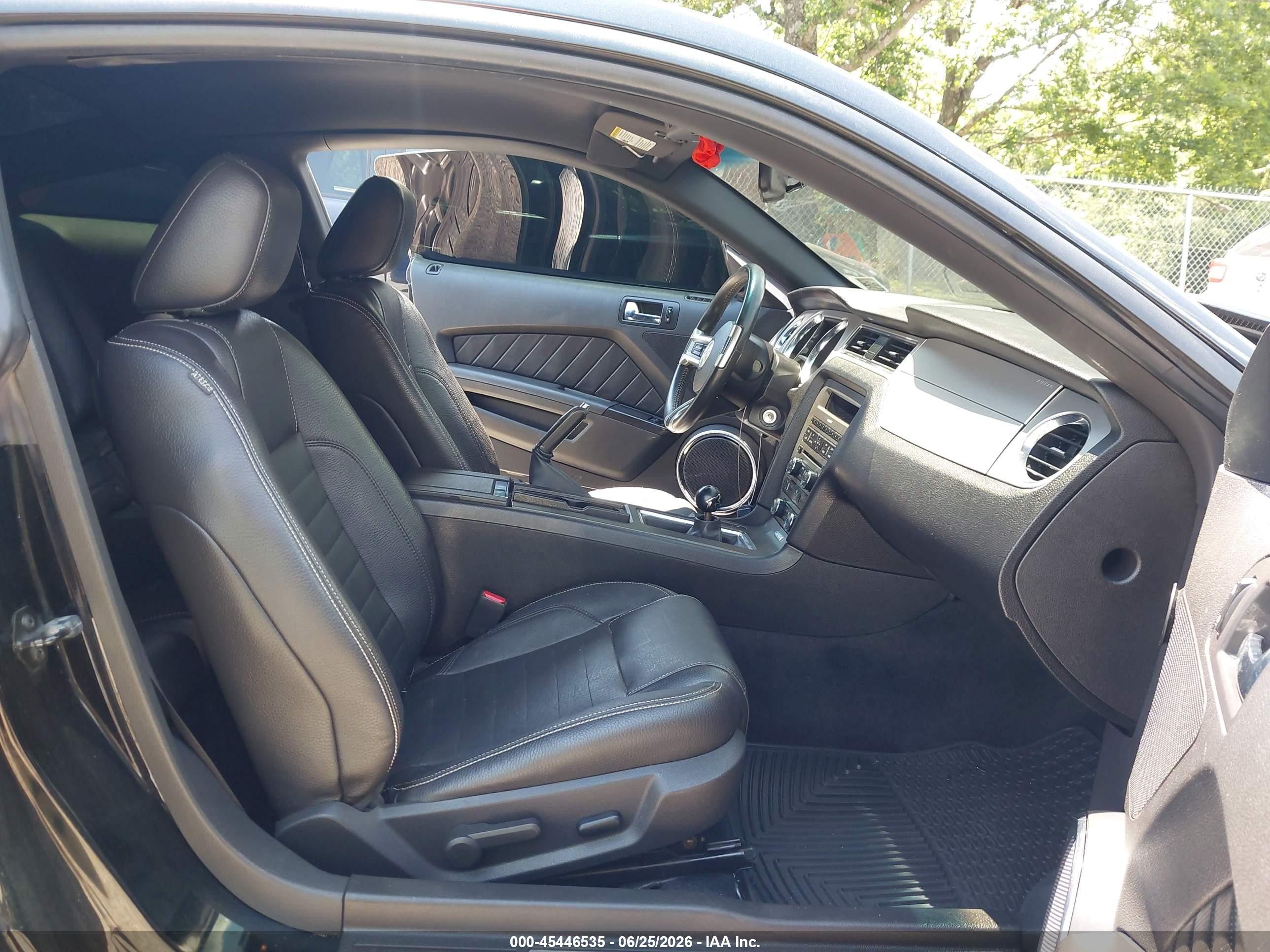 2011 Ford Mustang Gt/gt Premium Black vin: 1ZVBP8CF6B5142939