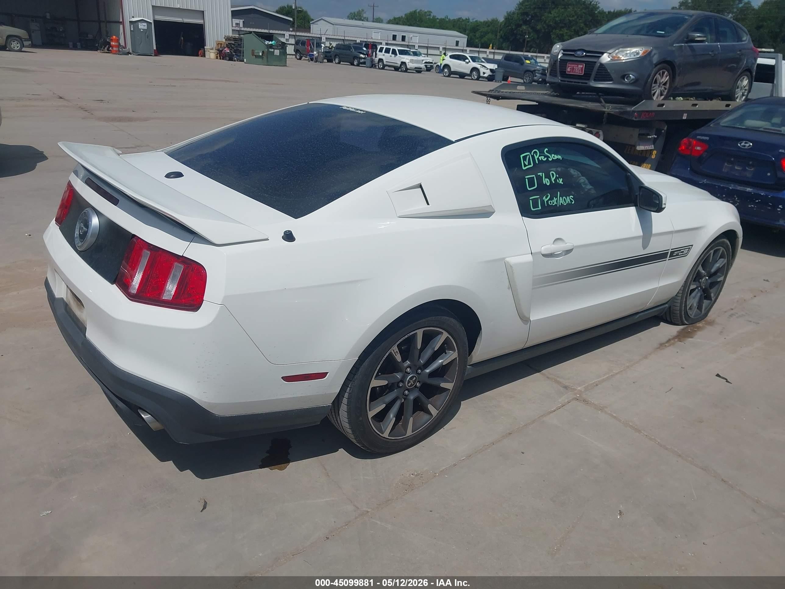 2012 Ford Mustang Gt Premium White vin: 1ZVBP8CF6C5268896