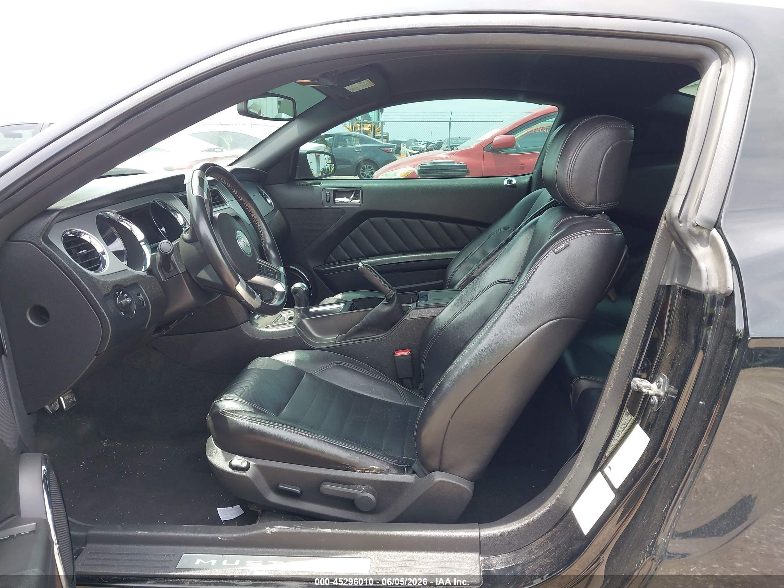 2013 Ford Mustang Gt Premium Black vin: 1ZVBP8CF6D5255129