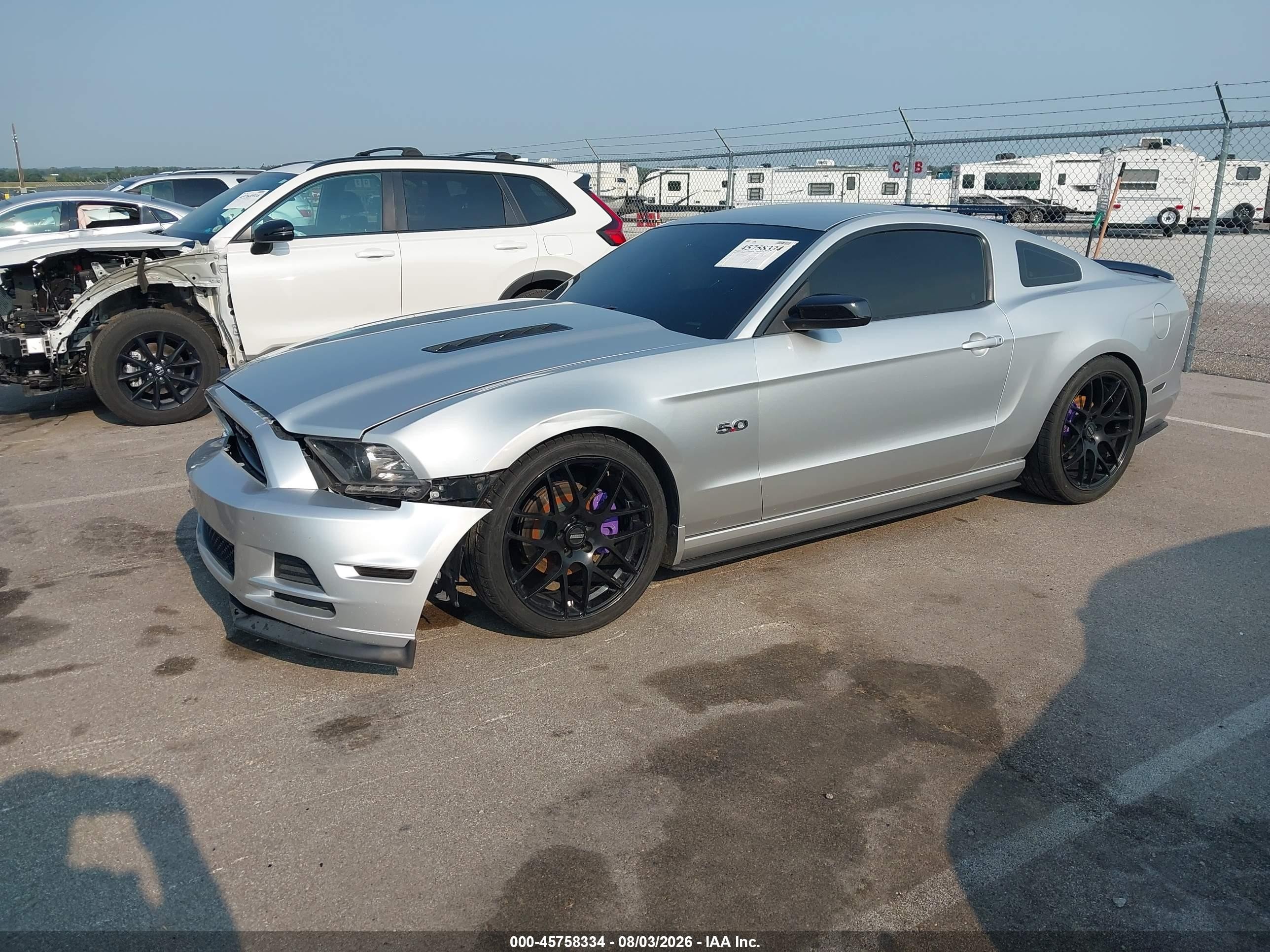 2014 Ford Mustang Gt Серебряный vin: 1ZVBP8CF6E5268657